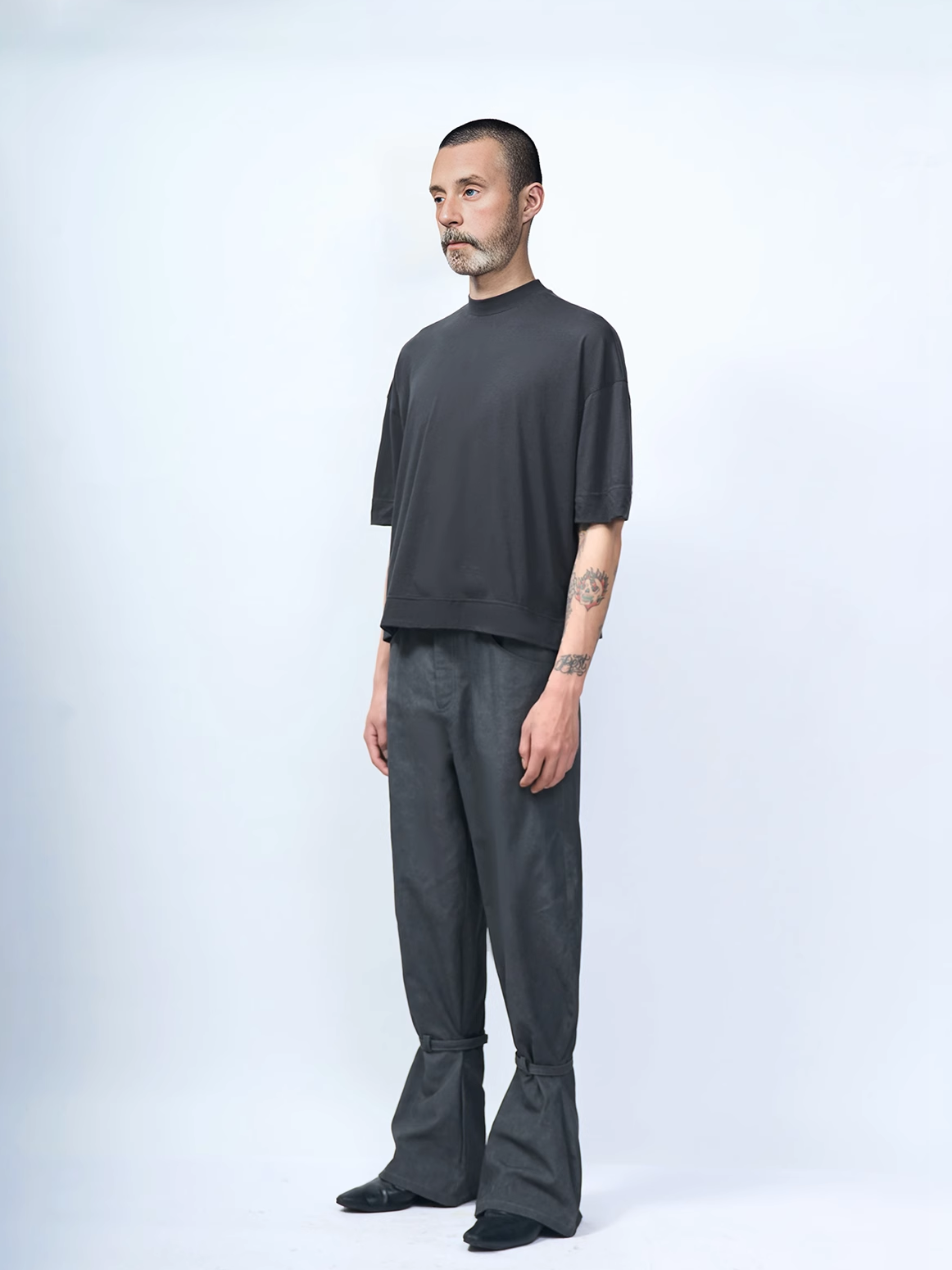 ETHEREAL PRODUCTION Shoulder Drop Profile Light and Wide Seam Tee