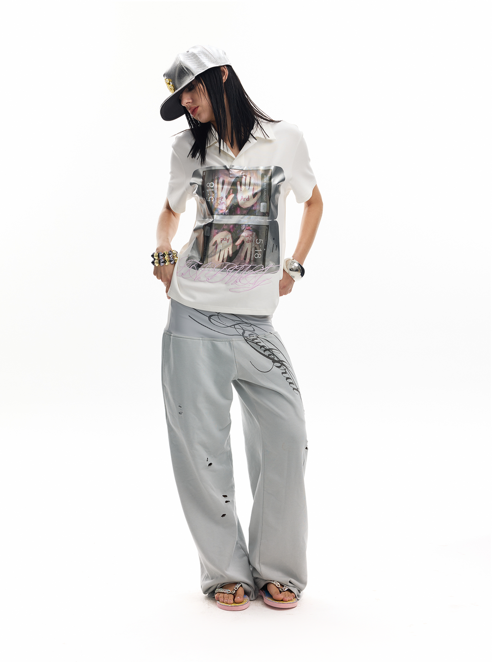 No E Mosen Liquid Metal Hot Silver Lapel Tee