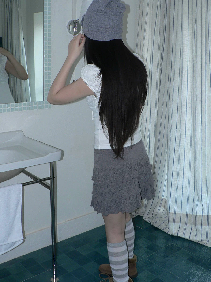 Ang: Project Vintage Ruffle-edged Knitted Skirt