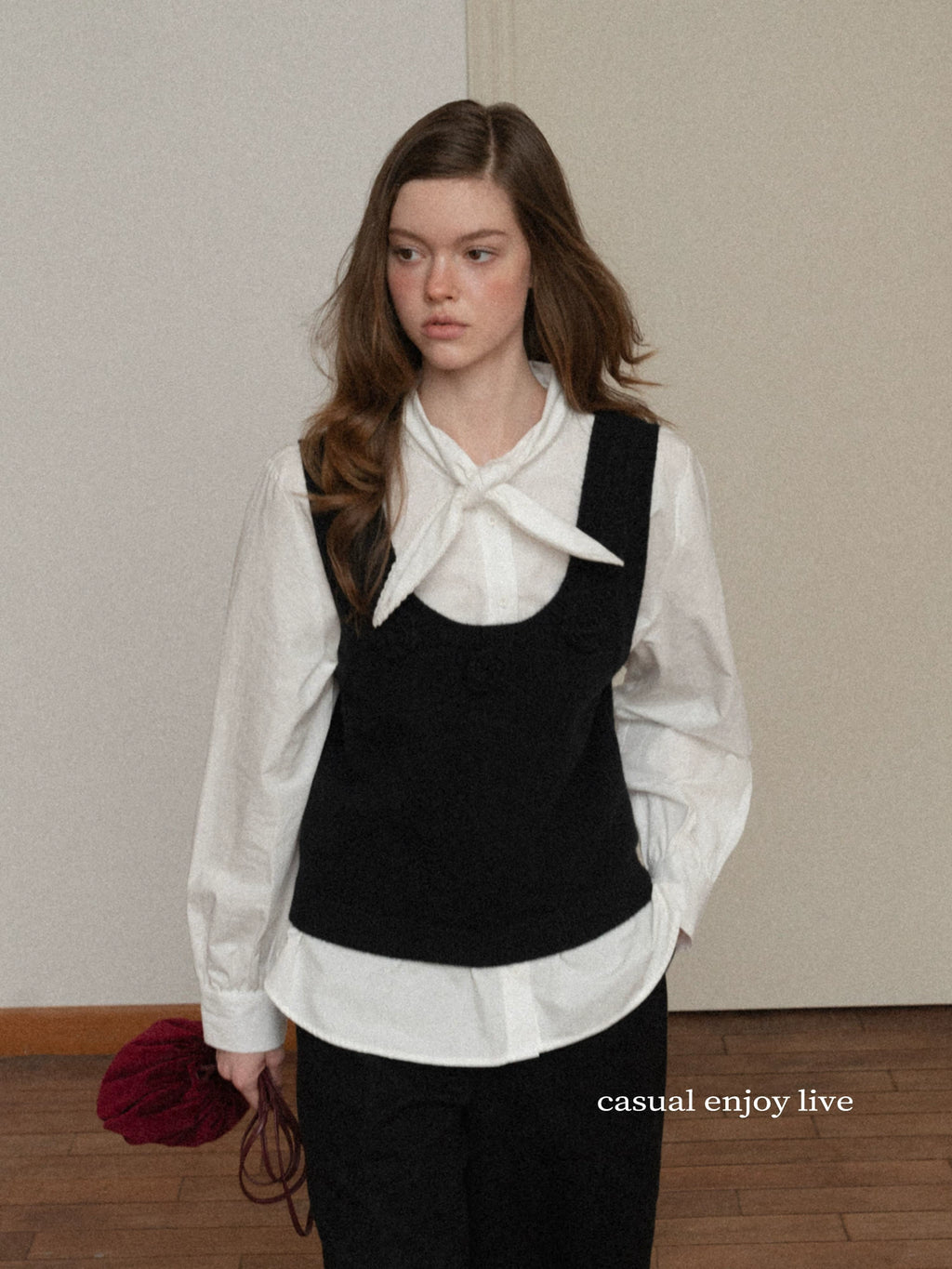 EGGKA Three-dimensional Flower Knitted Stacked Vest
