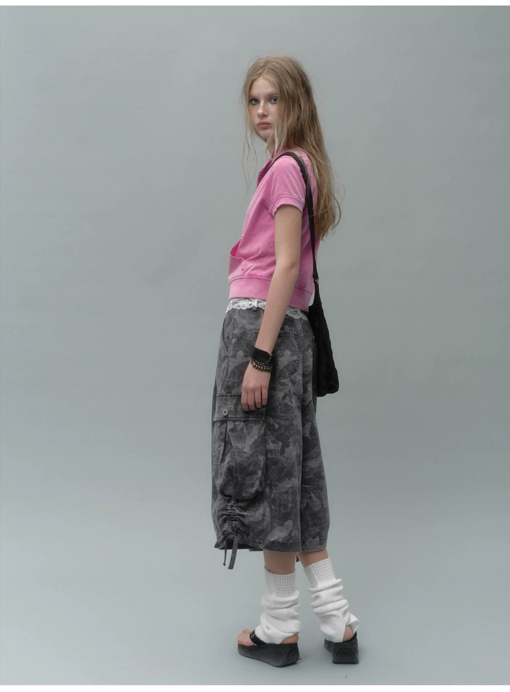 WearAndtear Stand Neck Rivet Short Stacked Tee
