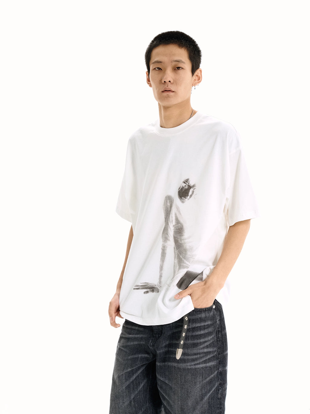 WANNA LAB Portrait Retro Print Loose Tee