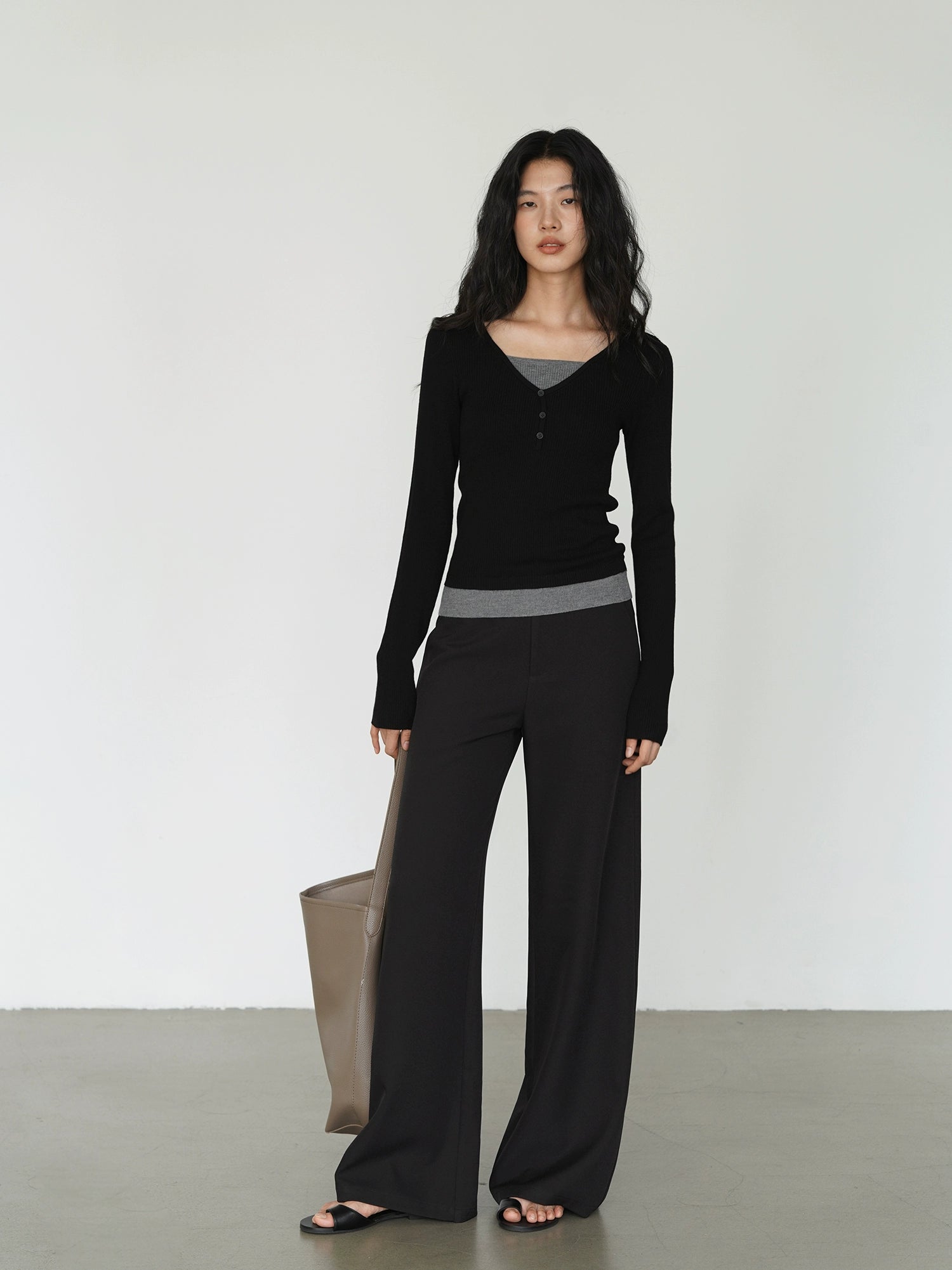 EIGHTHMONTH Fake Two-piece Slim-fit Knitted Sweater