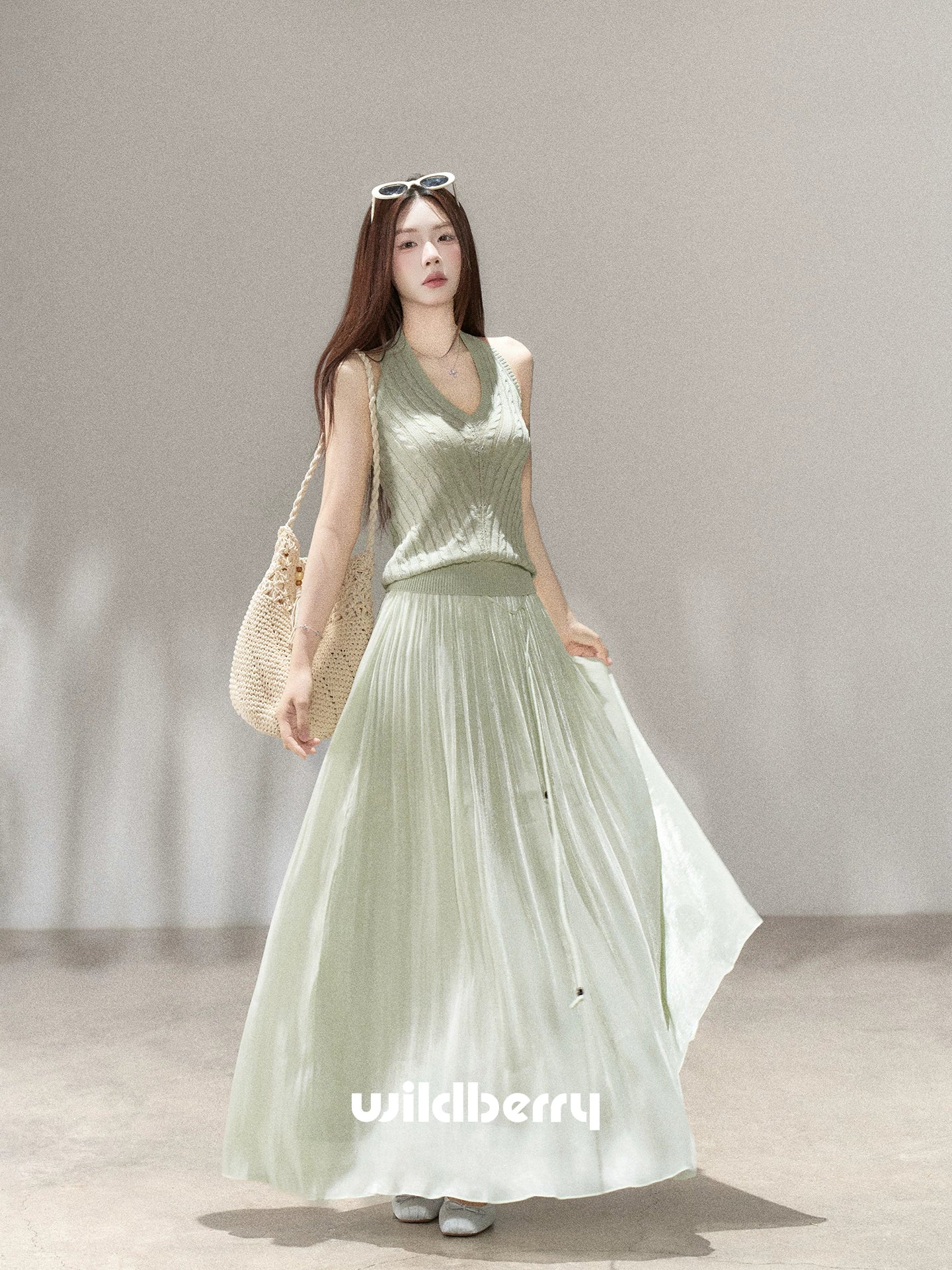Wildberry Woolen Neck Vest