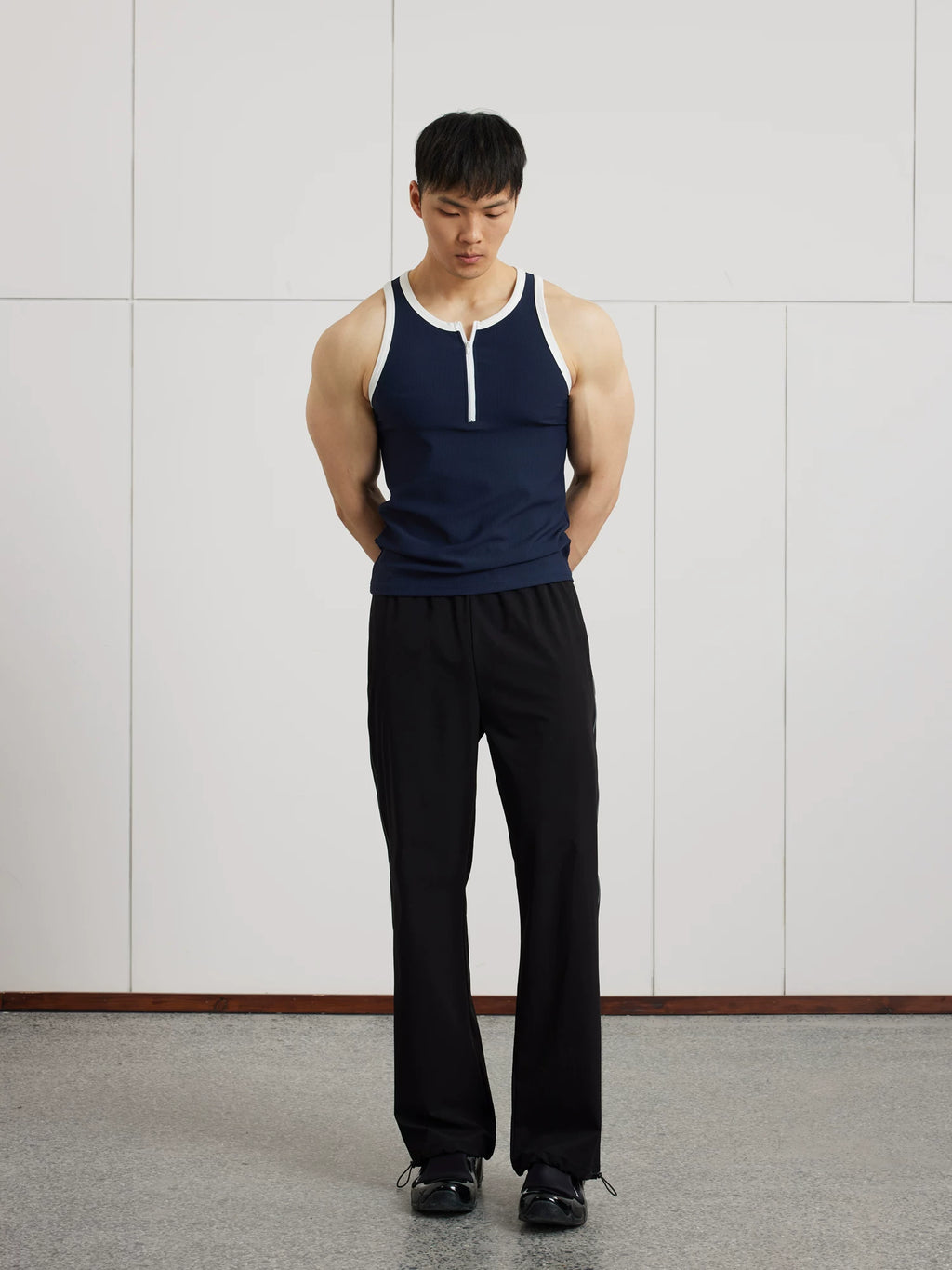 AFTERGLOW Retro Contrasting Elastic Tee