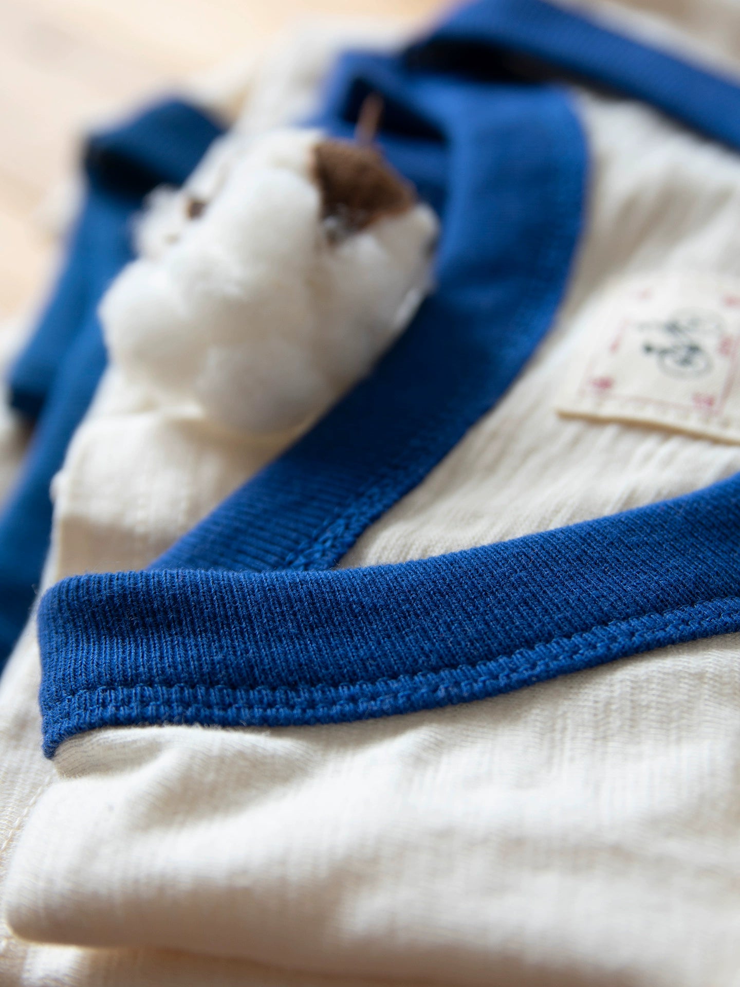 PrintAce Vintage Loose Threaded Long Sleeve