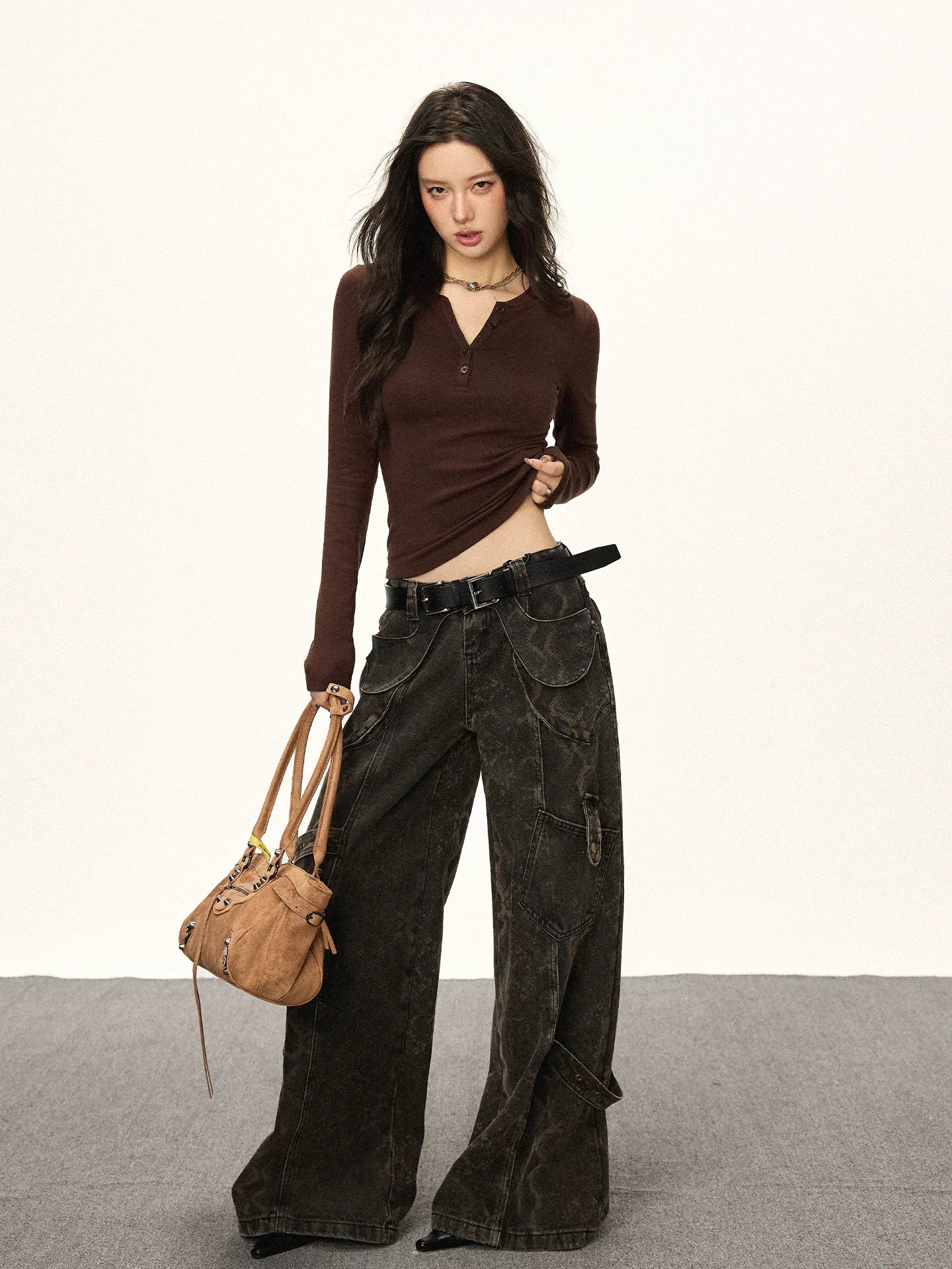 Cherry Melody V-neck Button Slim Slim Slim and Thin Fleece Bottom Long Sleeve