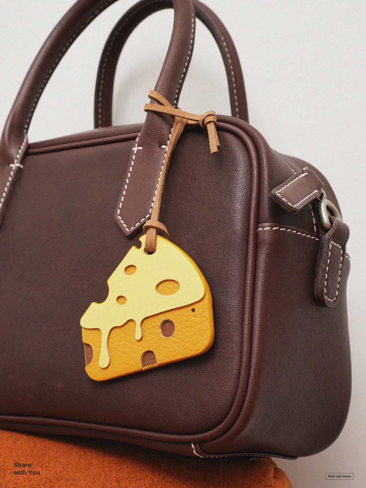 Momogigi fried cure, handmade custom leather contrasting cheese cheese cute bag pendant key accessories