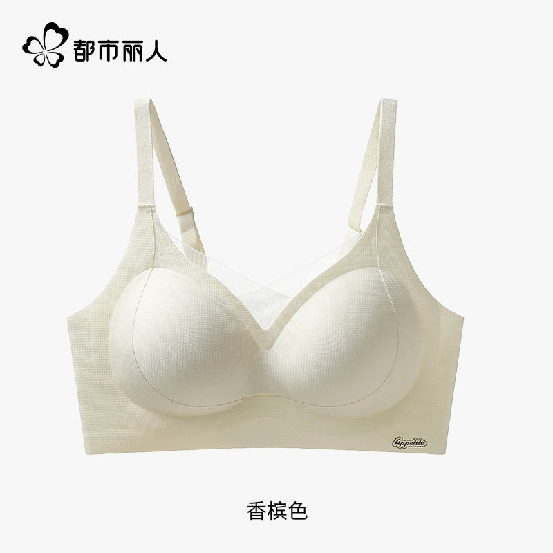 Urban Butterflies Gather Small Breasts Show Big Lace Bra Cover