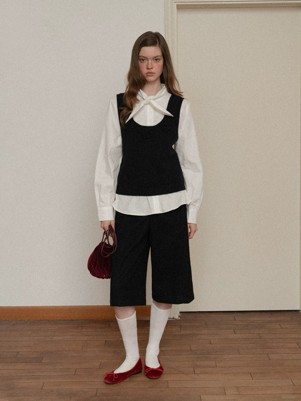 EGGKA Three-dimensional Flower Knitted Stacked Vest