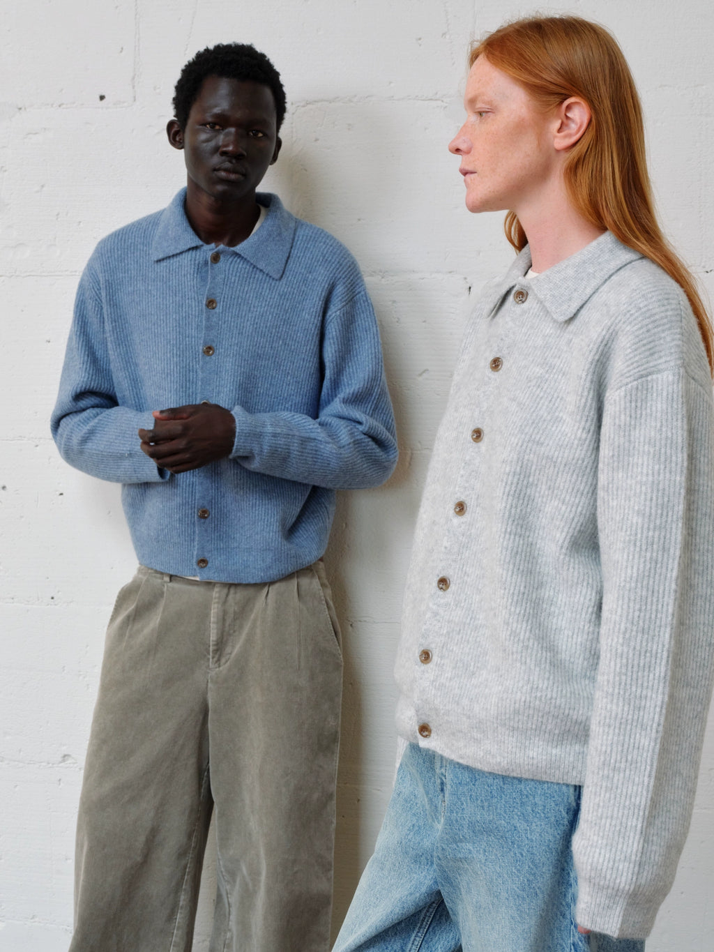 VLABMADE Simple Contrasting Button-down Knitted Cardigan
