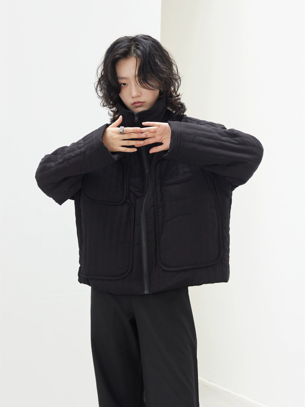 SUNYVONNE Multi-pocket Cotton-padded Stand-up Collar Short Zipper Cotton-padded Coat