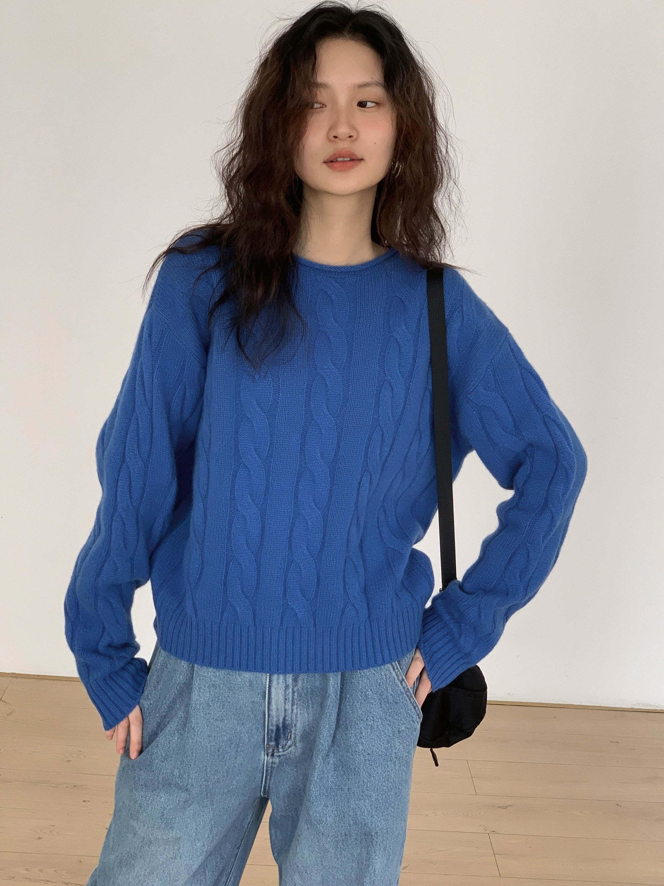 EM Lazy Wind Soft Waxy Twist Sweater