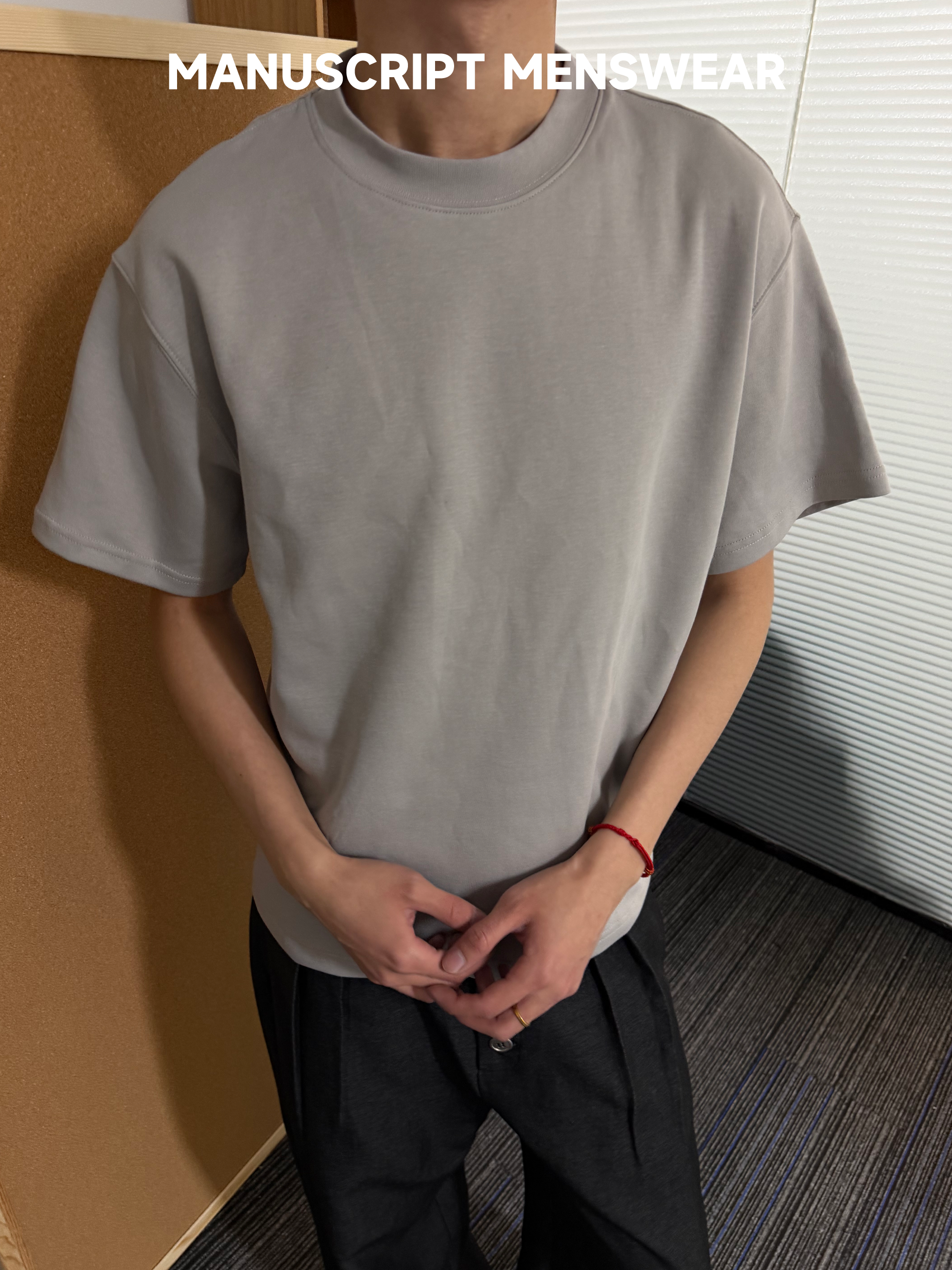 MANUSCRIPT Ice Feeling Front Shoulder Casual Tee