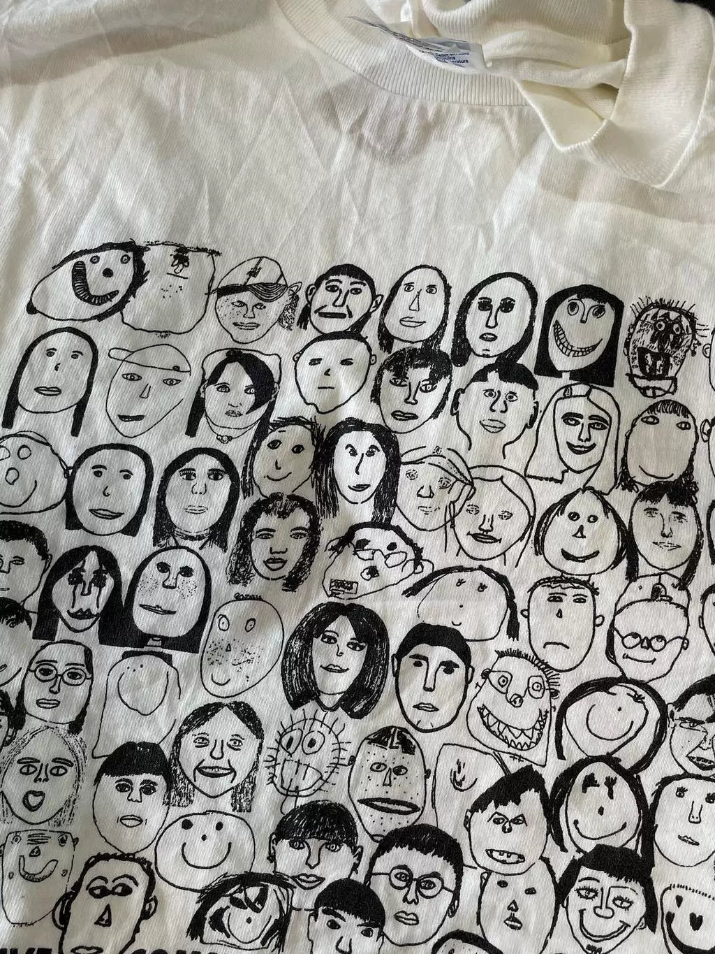 Wang Youbing Retro Hand-painted Fun Face Group Portrait Tee
