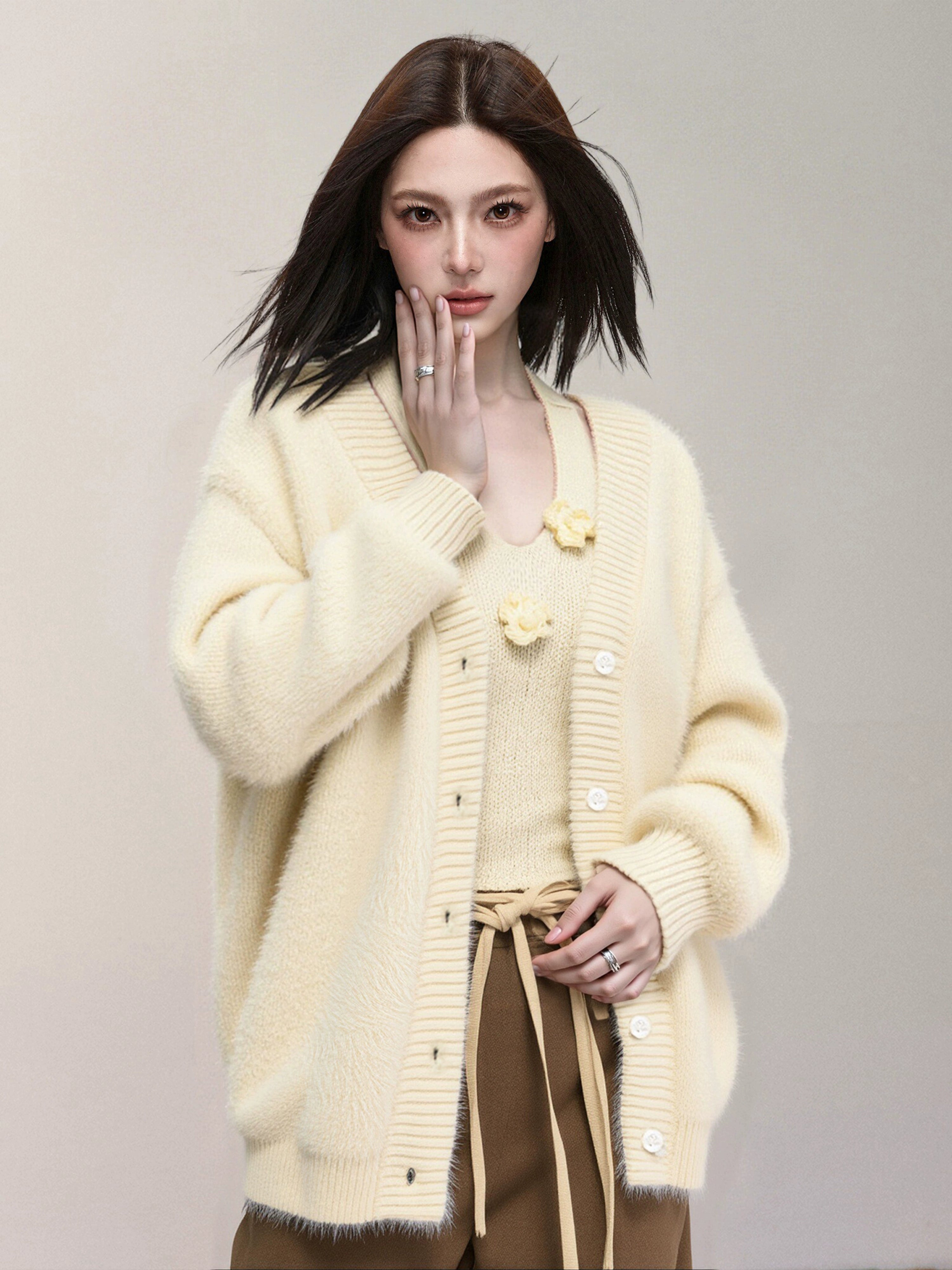 KDASE Mink V-neck Knitted Cardigan