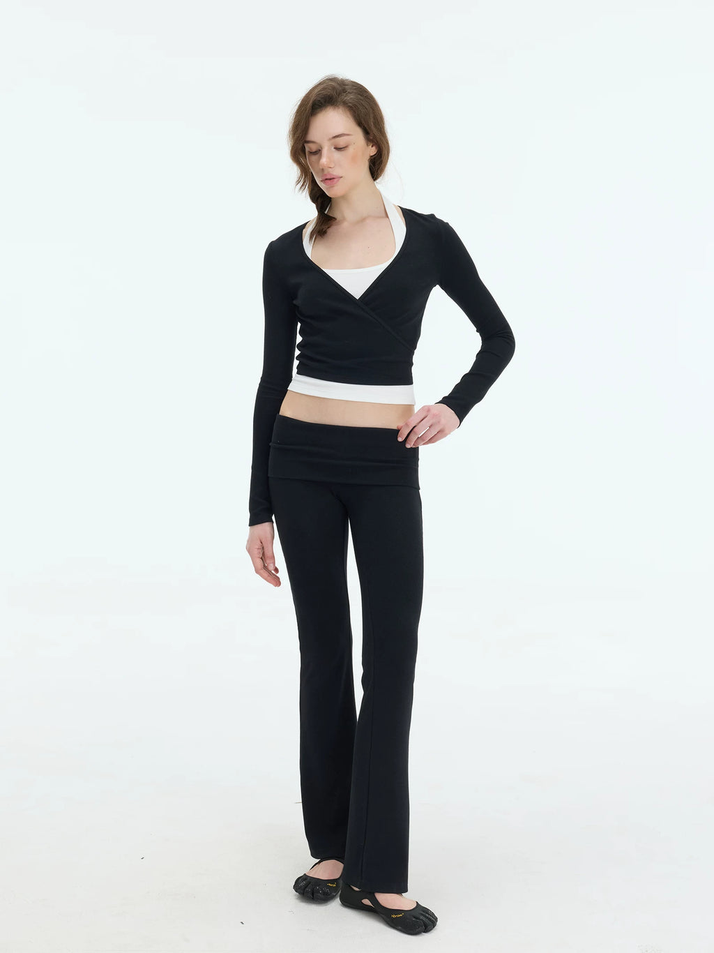 Veryrareme Flanged Slim-Fit Low-rise Yoga Casual Pants