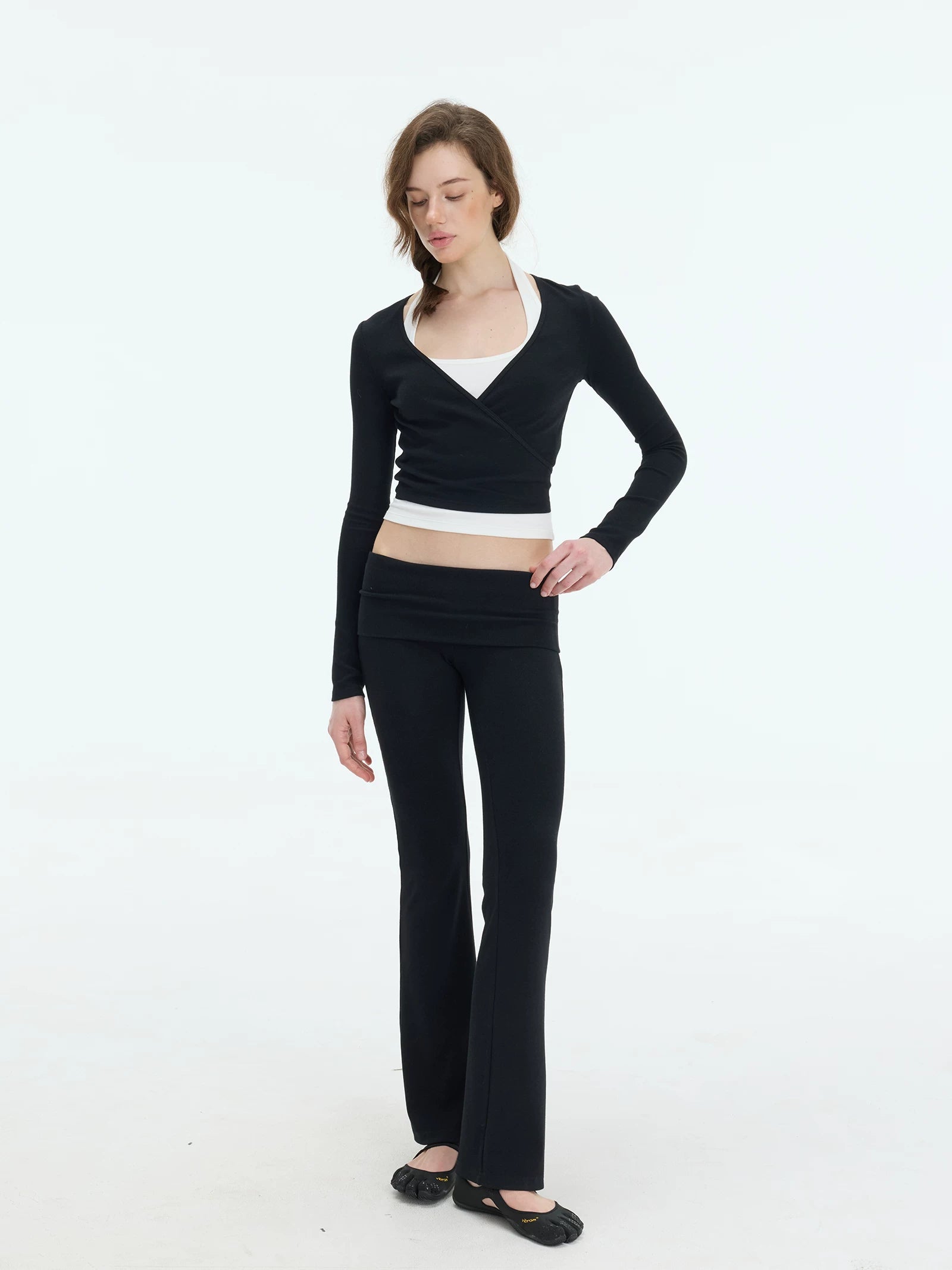 Veryrareme Flanged Slim-Fit Low-rise Yoga Casual Pants