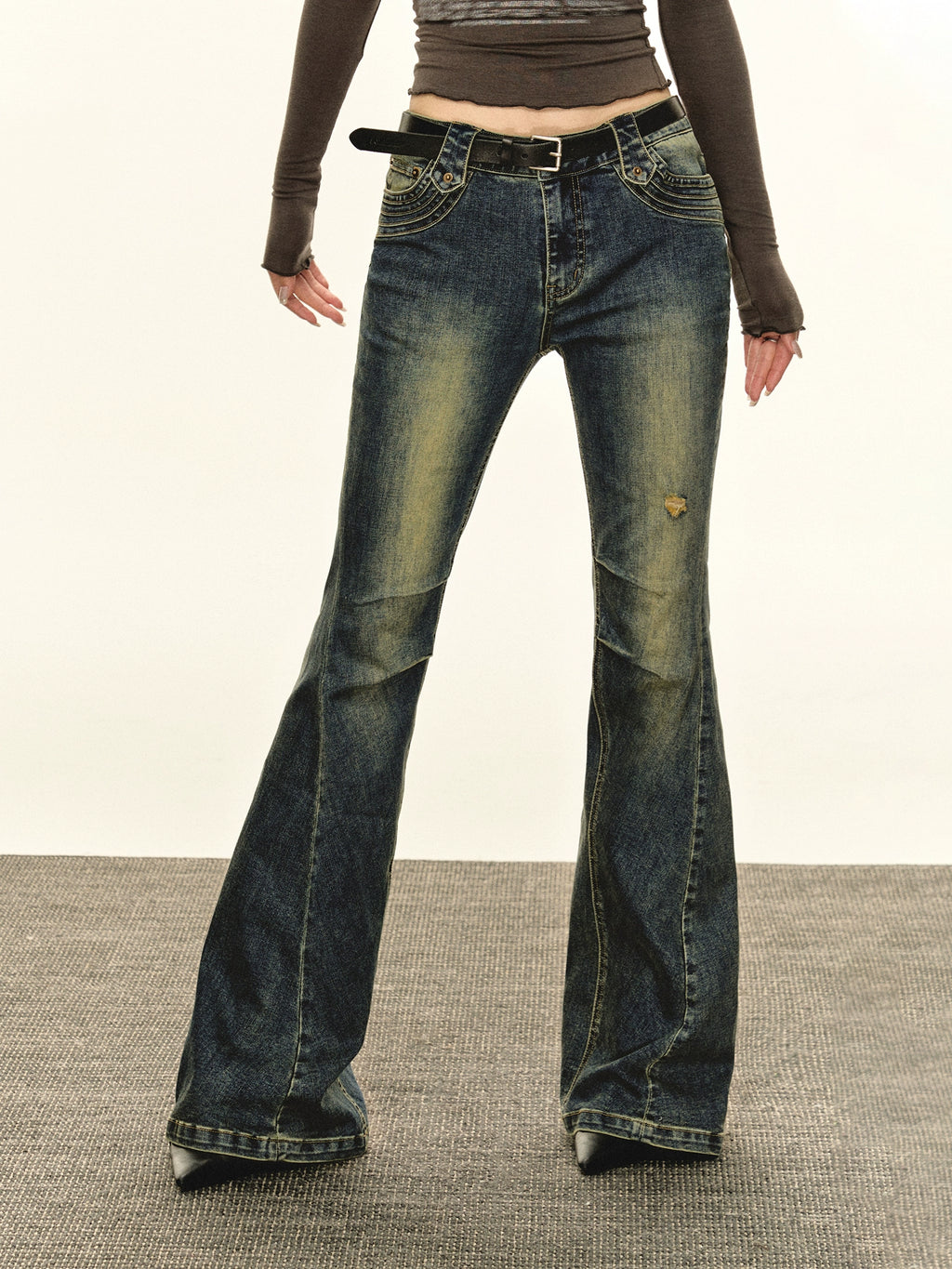 Ariseism Vintage Design Micro-flared Jeans