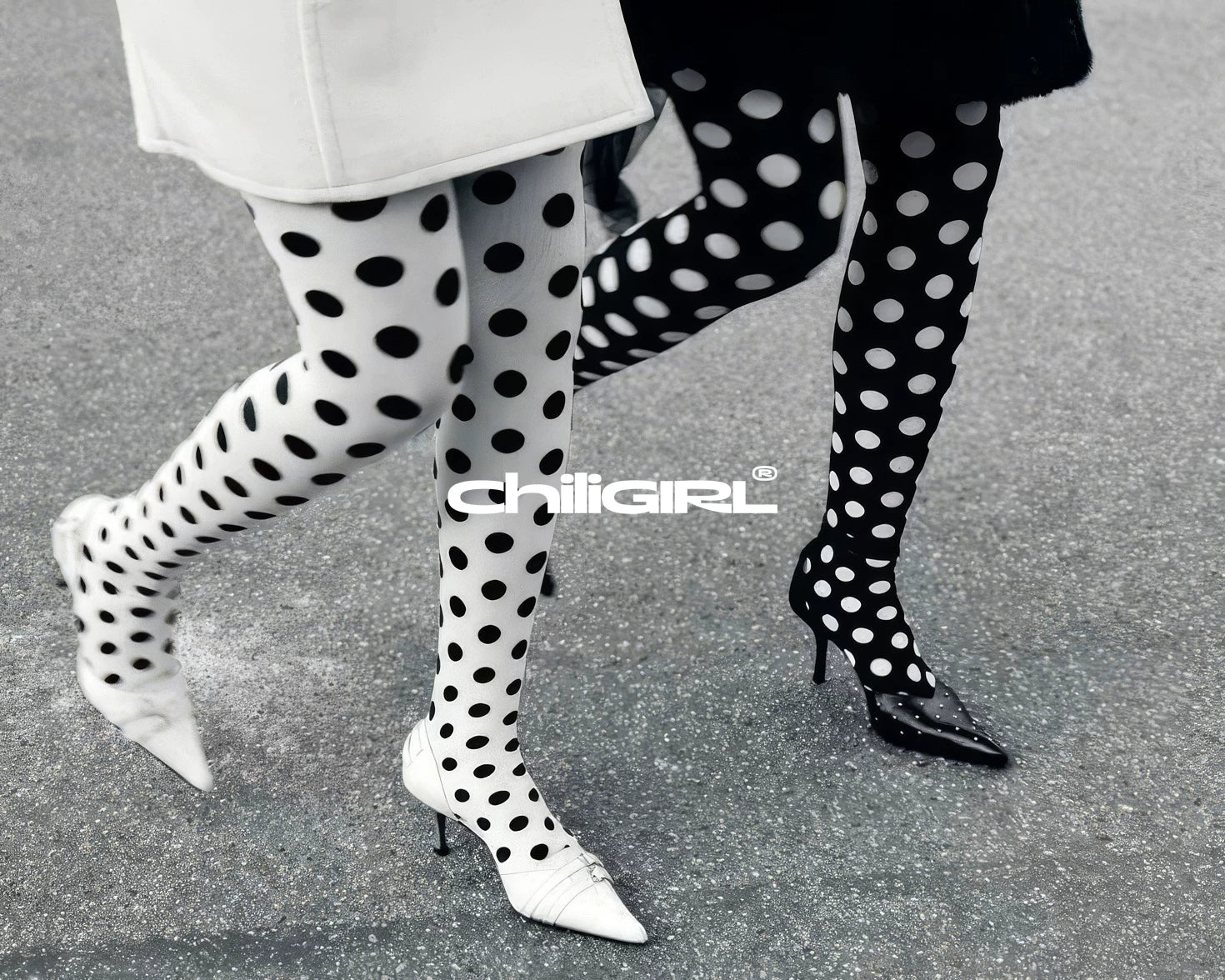 CHILIGIRL Polka Dot Wedge Heel with Square Head Cool Slippers