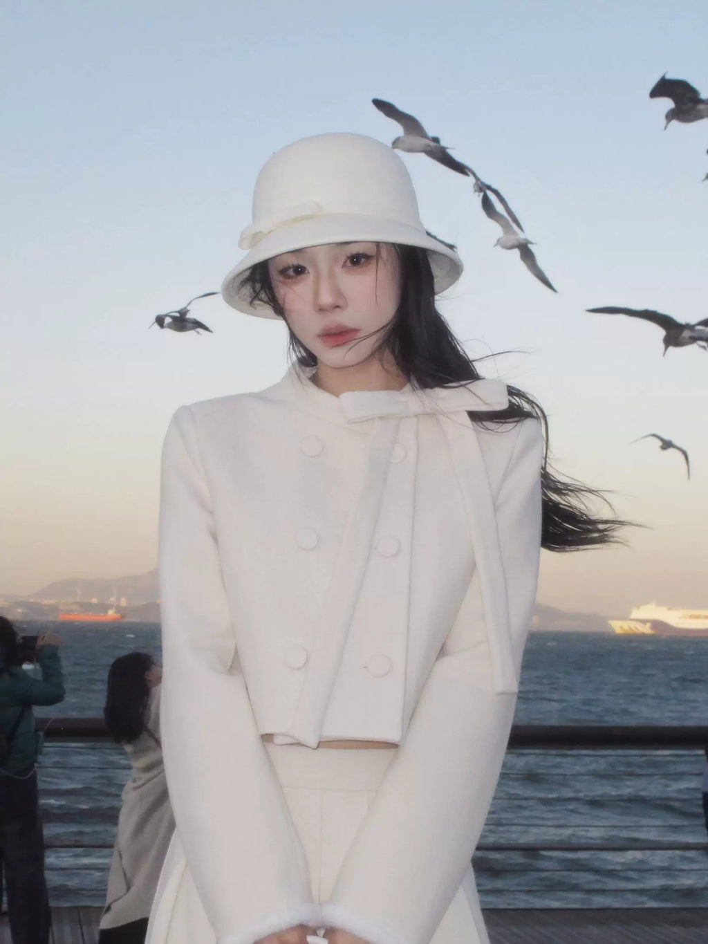 Wildberry Daughter Style Fashion Elegant and Thin Two-piece Suit