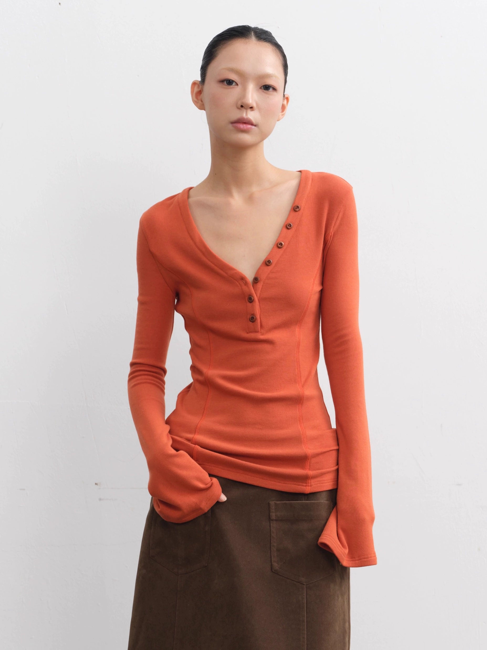 LINY LIBERTY Vintage Classic V-Neck Slim Sleeve