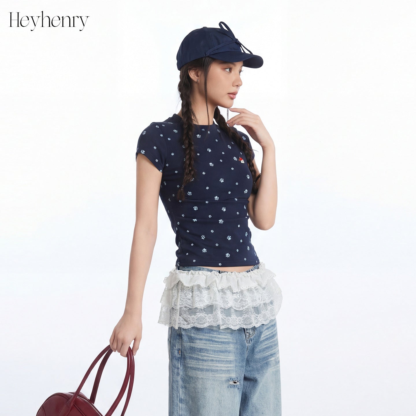 HeyHenry Puppy Footprint Front Shoulder Slim Tee