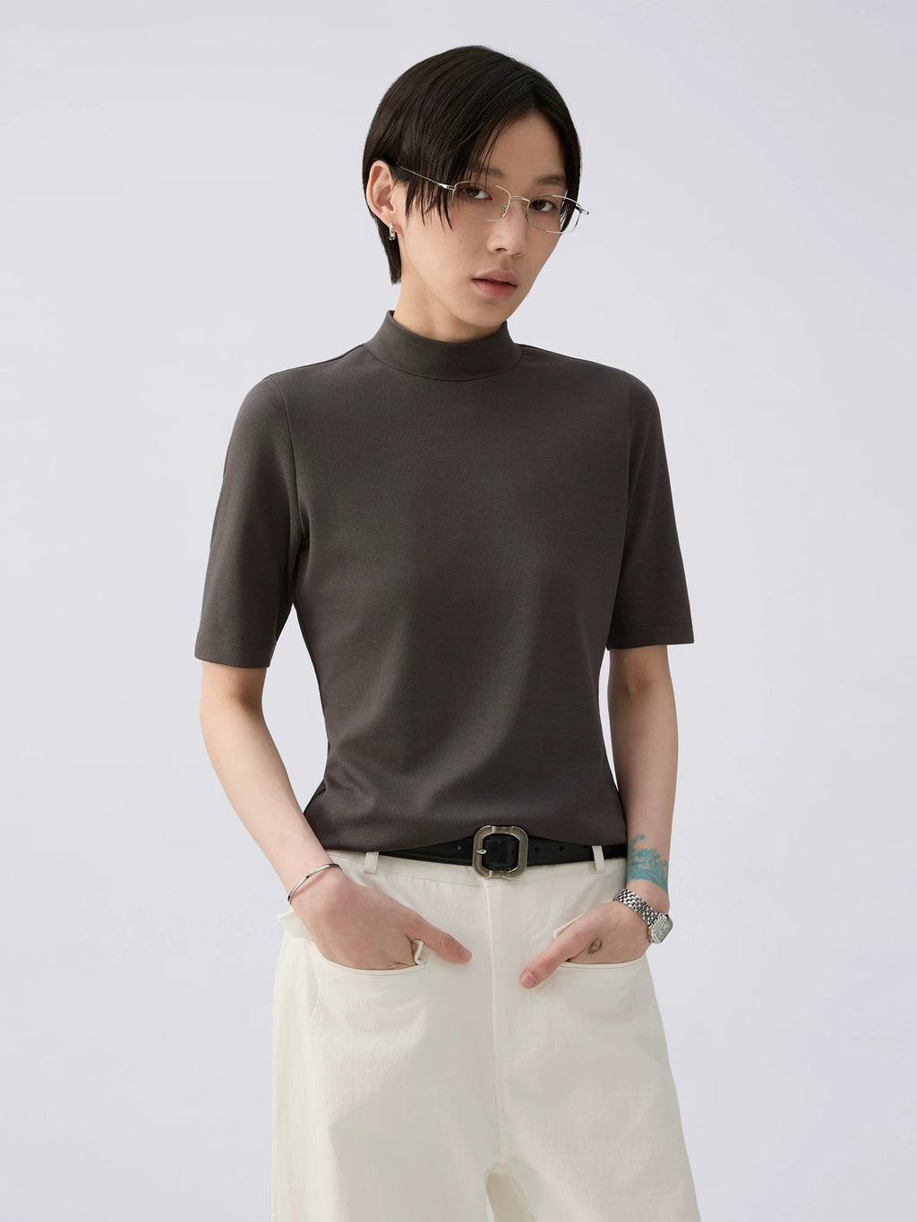 Sameuoo Small Turtleneck Shoulder Tee