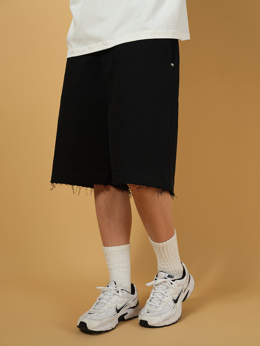 ComicTree washed black loose edge 7 points denim shorts