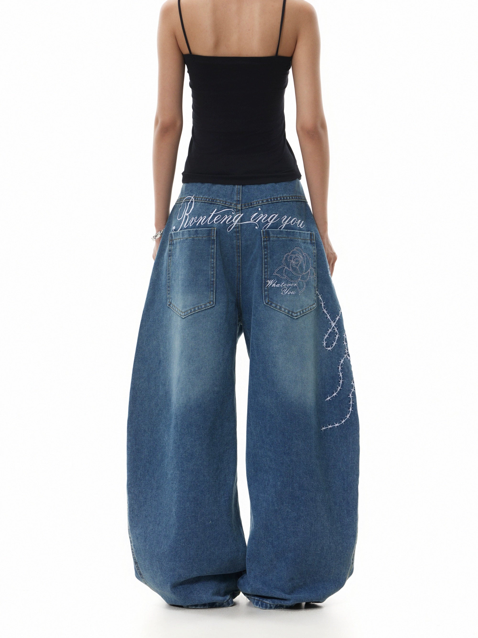 BTSG lightning embroidery washed old scimitar jeans