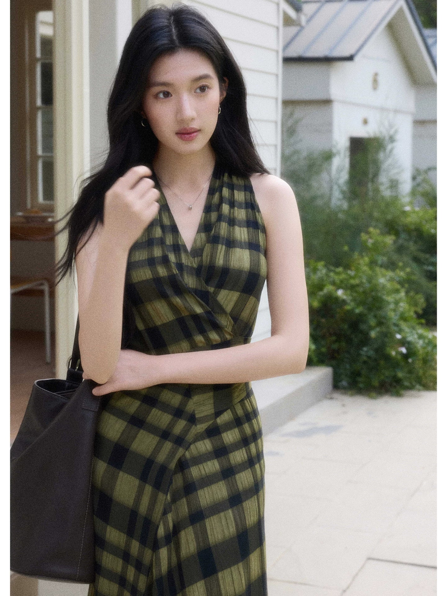 TYANG Retro V-neck Plaid Dress