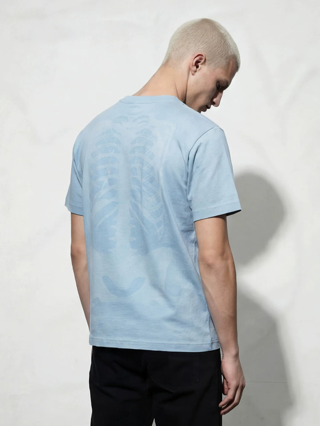 Empty Eyes Skeleton Print Casual Tee