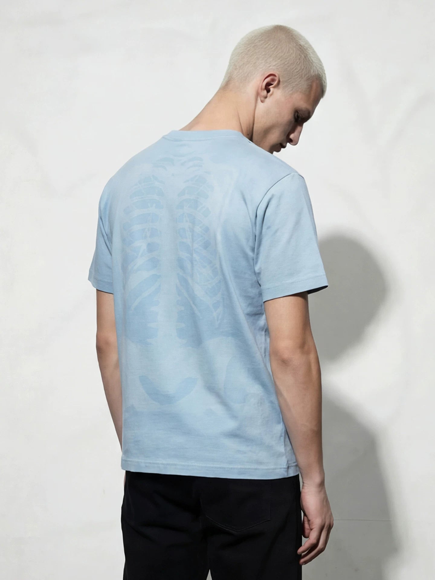 Empty Eyes Skeleton Print Casual Tee