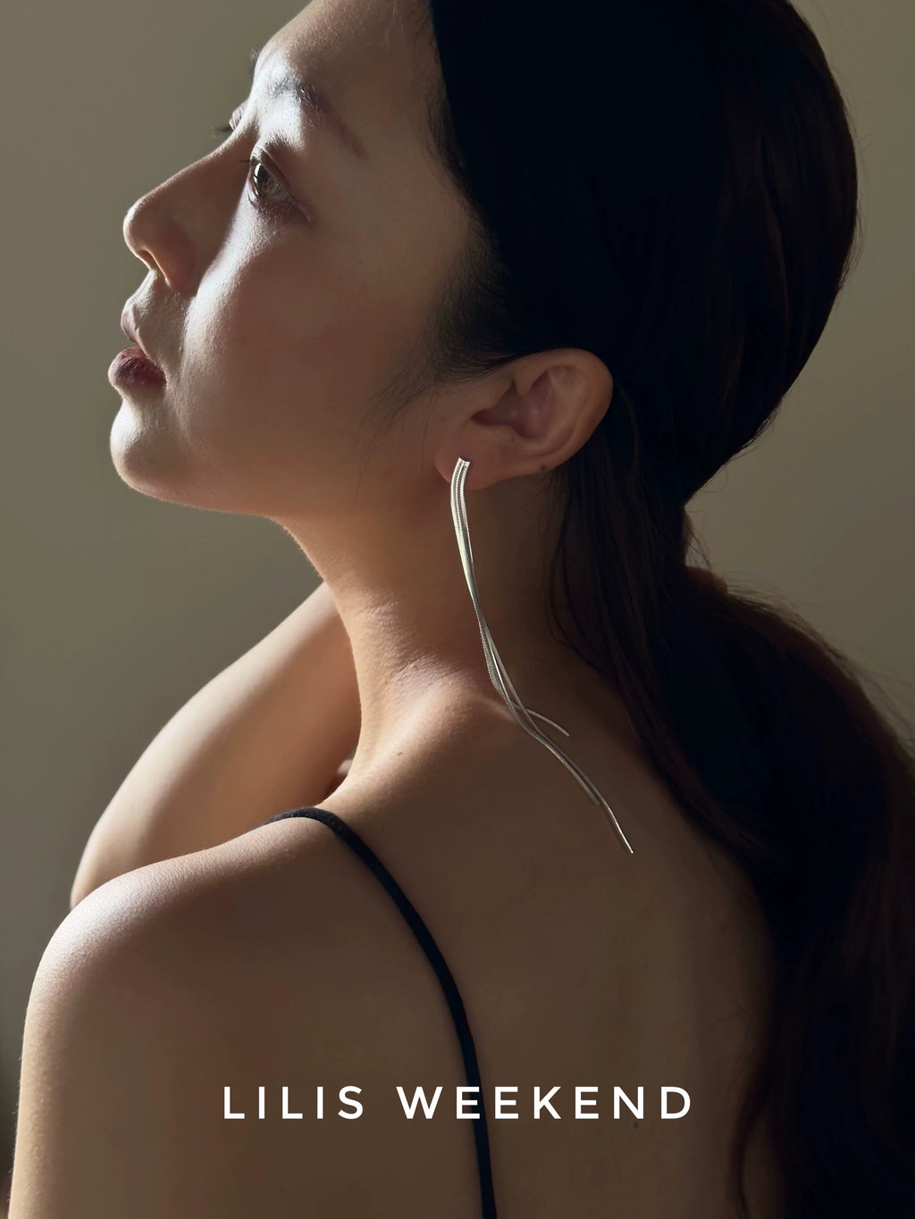 Lilis Week Extra Long Fringed Minimalist Stud Earrings