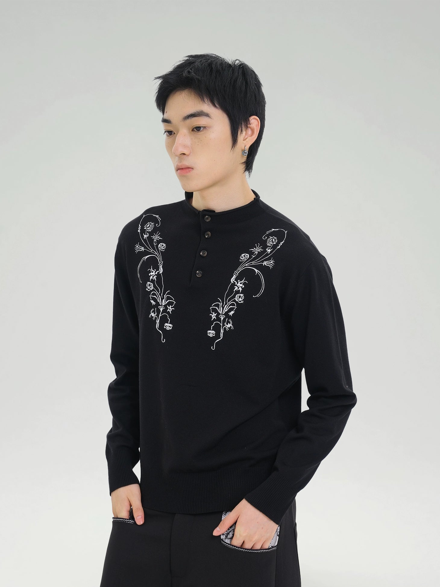 TZ Killer Flower Embroidered Knitted Sweater