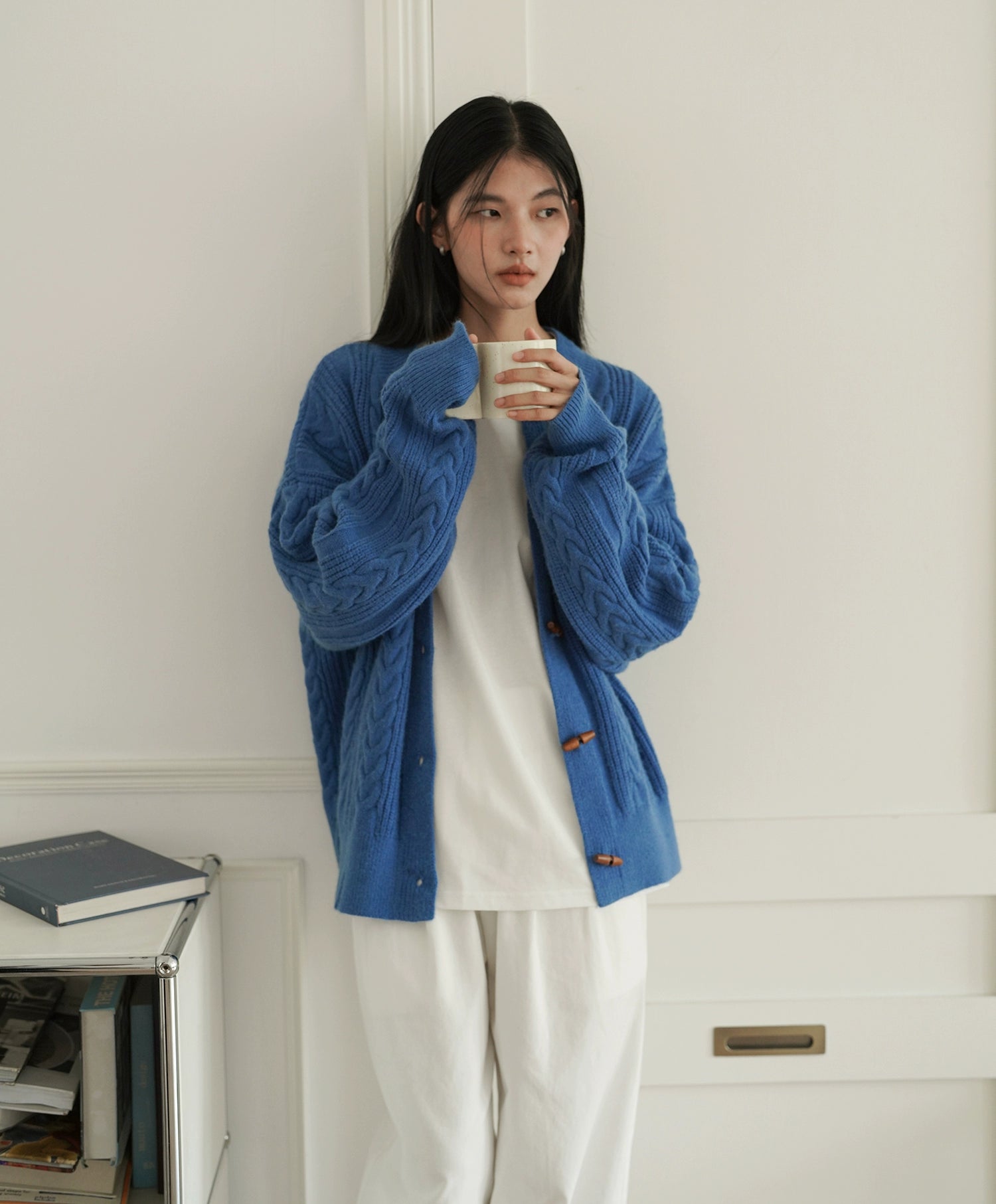 EIGHTHMONTH Loose and Thin Lazy Style Knitted Jacket