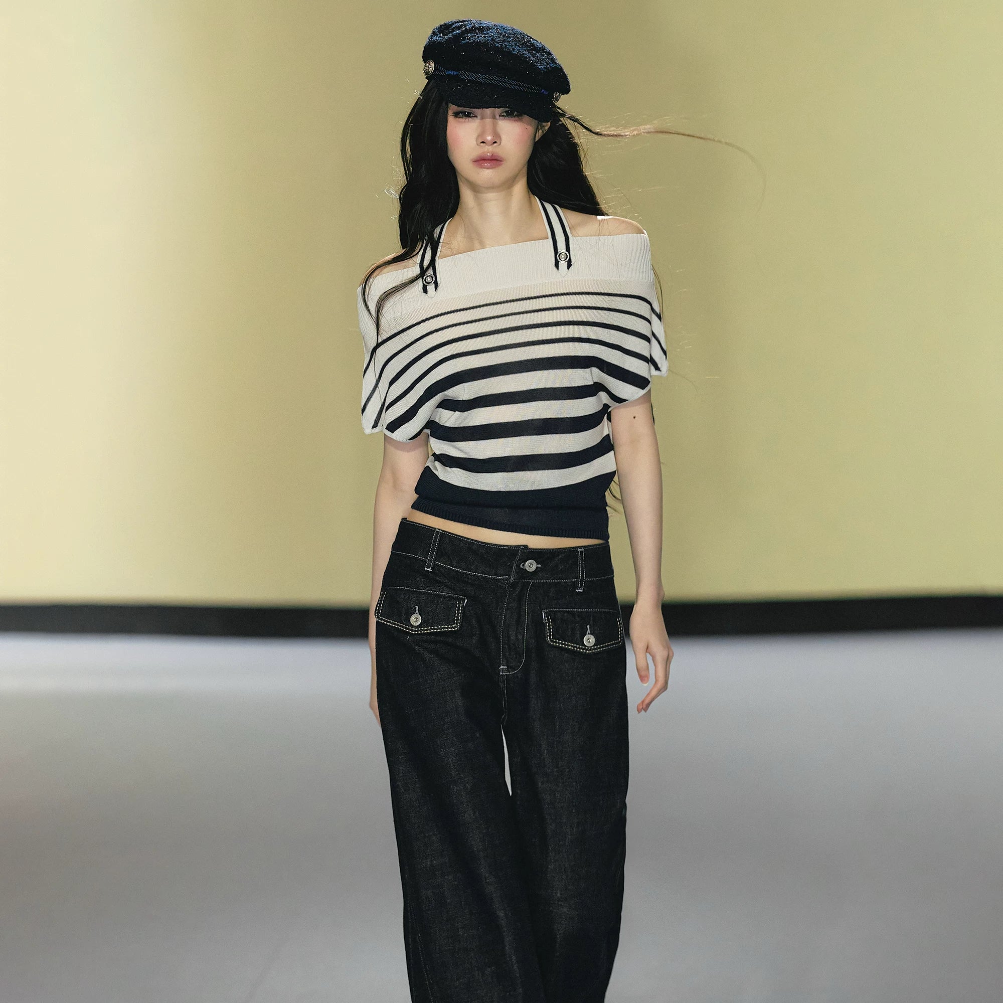 AGAM Striped Neck One Word Shoulder Waist Tee