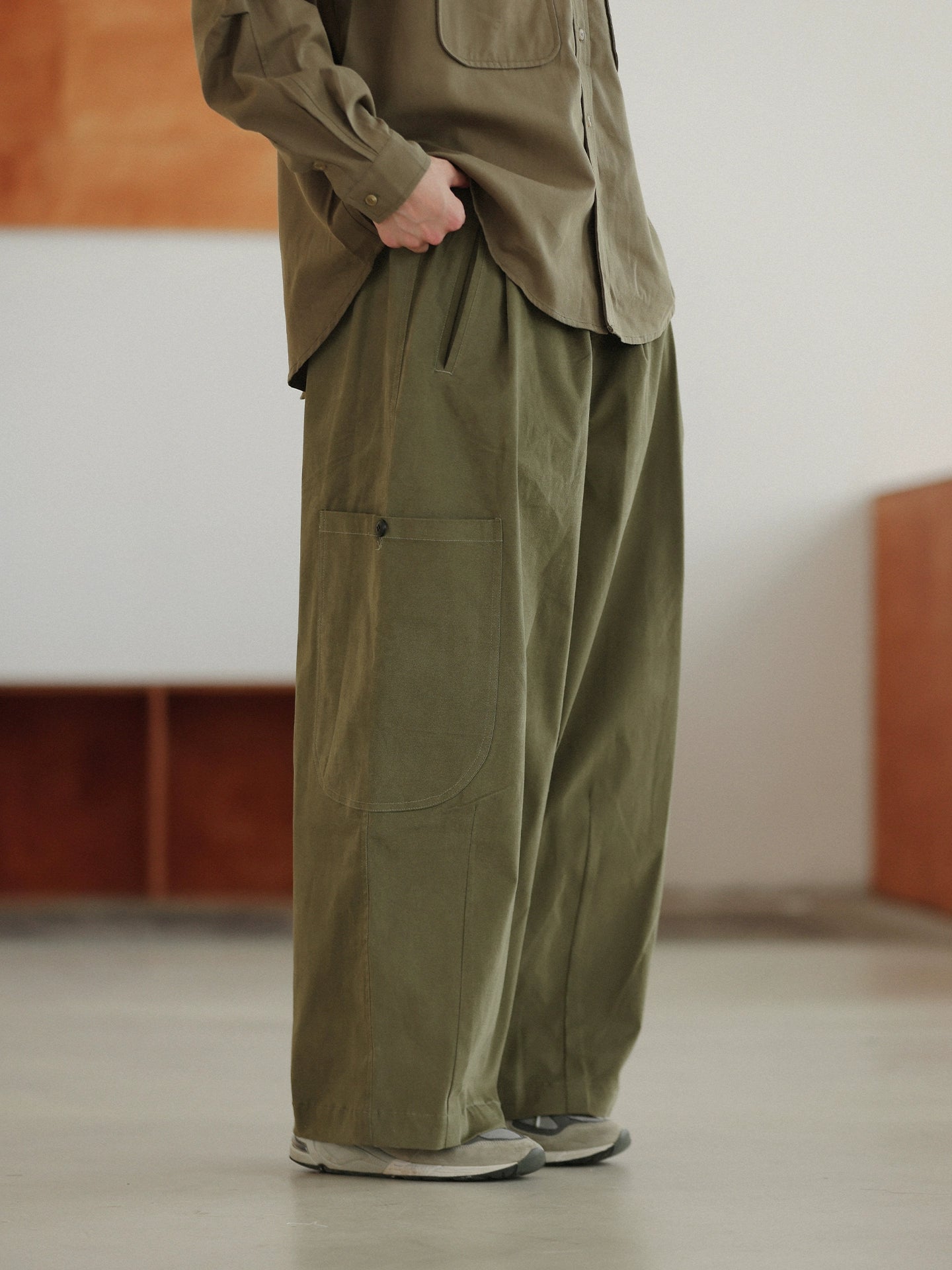 NOEARS Loose Straight Elastic Waist Slacks