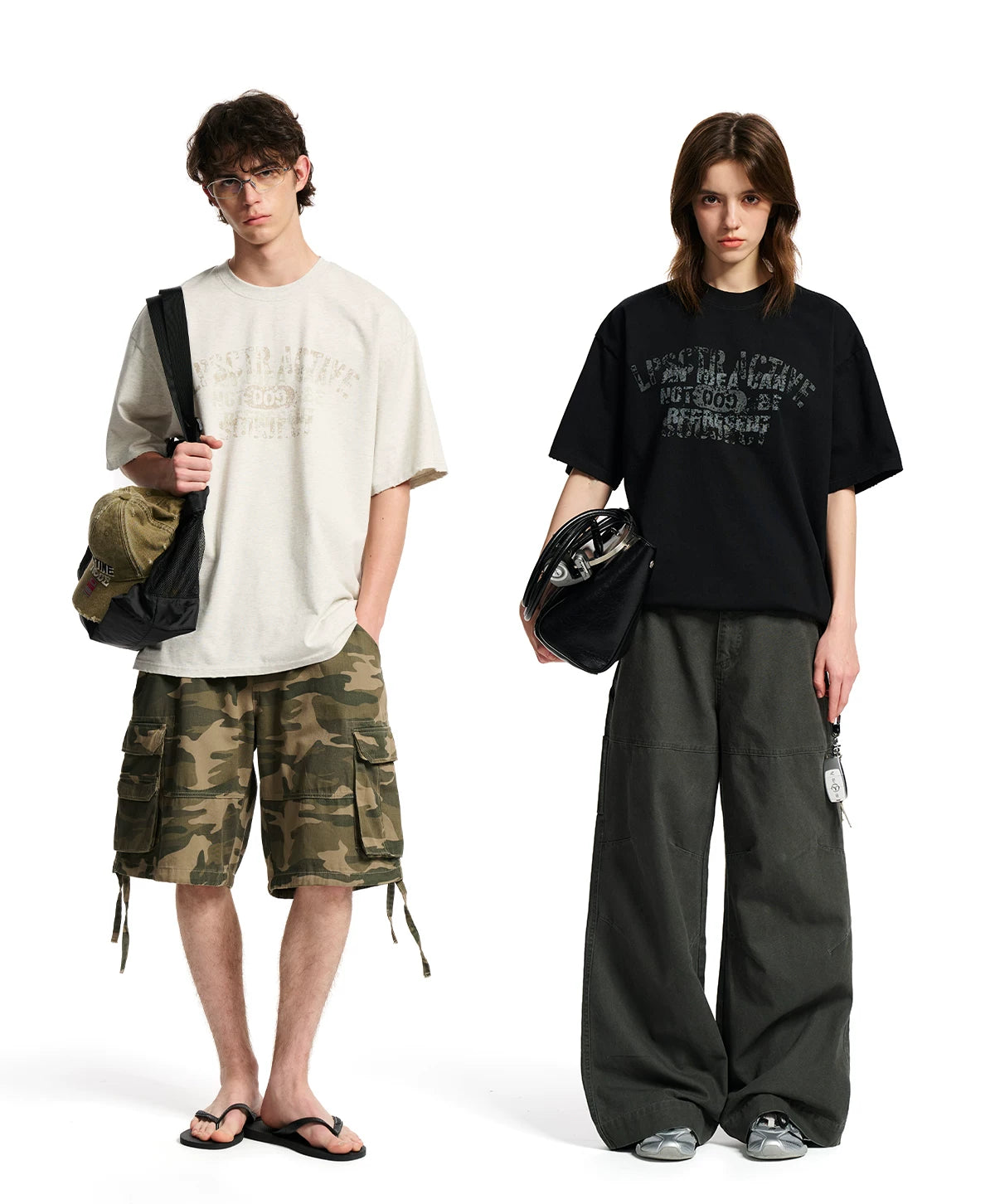 Loopsoon Chest Made Old Overlapping Print Versatile Tee