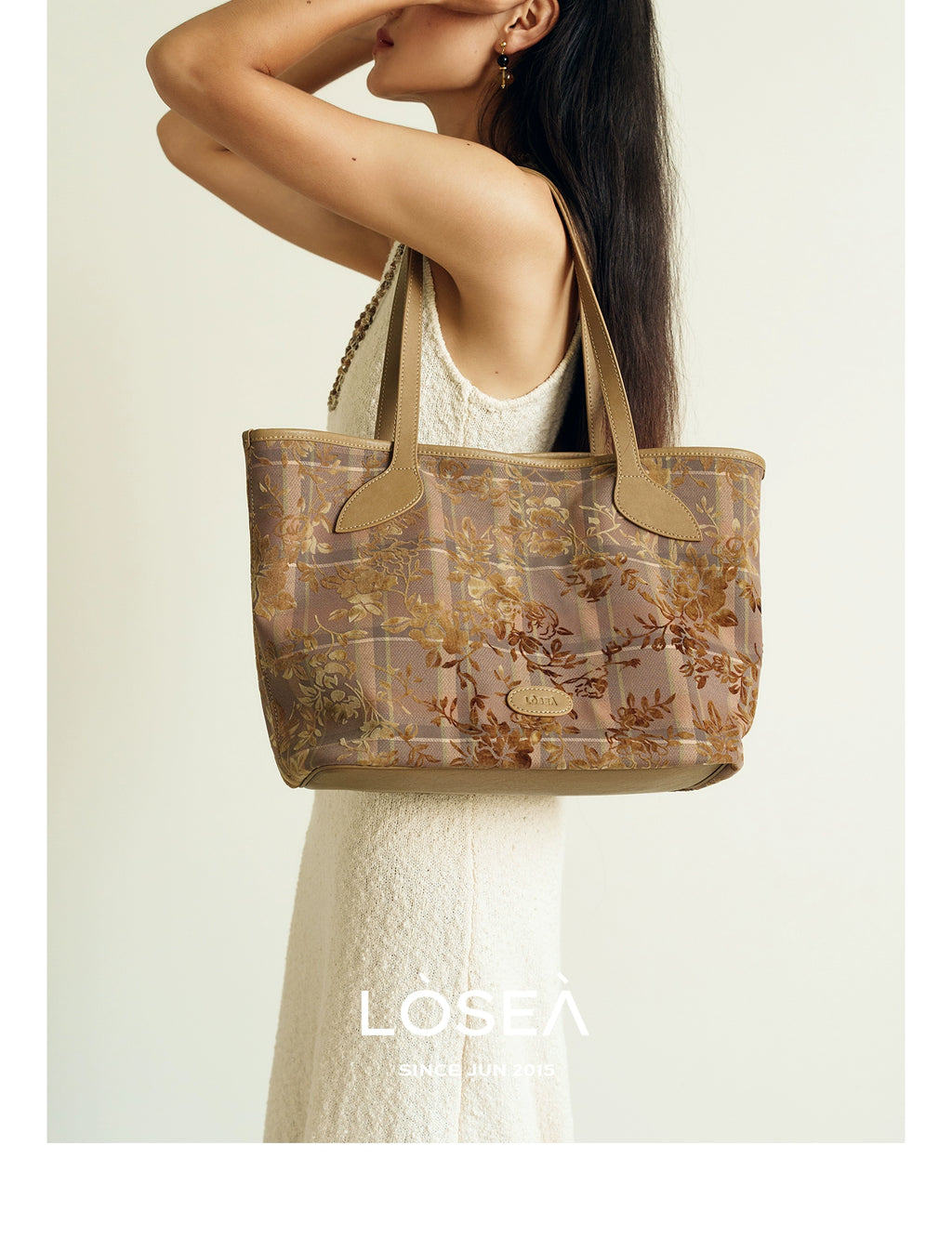 LOSEA Lu Xi All Things Grow Tie-dye flocking large-capacity tote bag