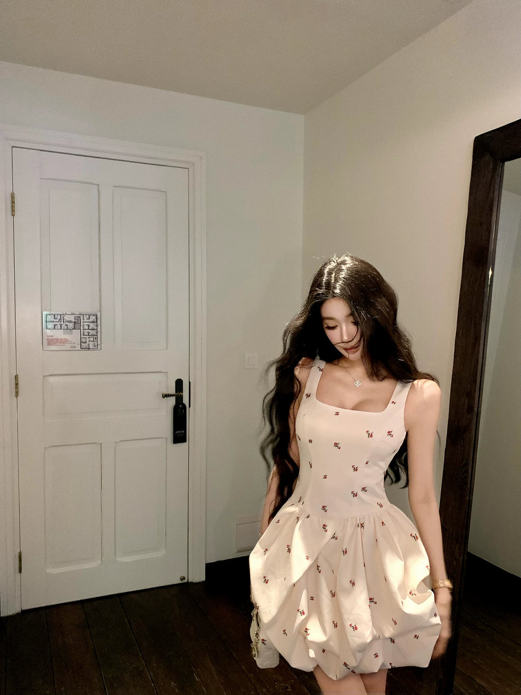 Barb Chill Waist Suspender Dress