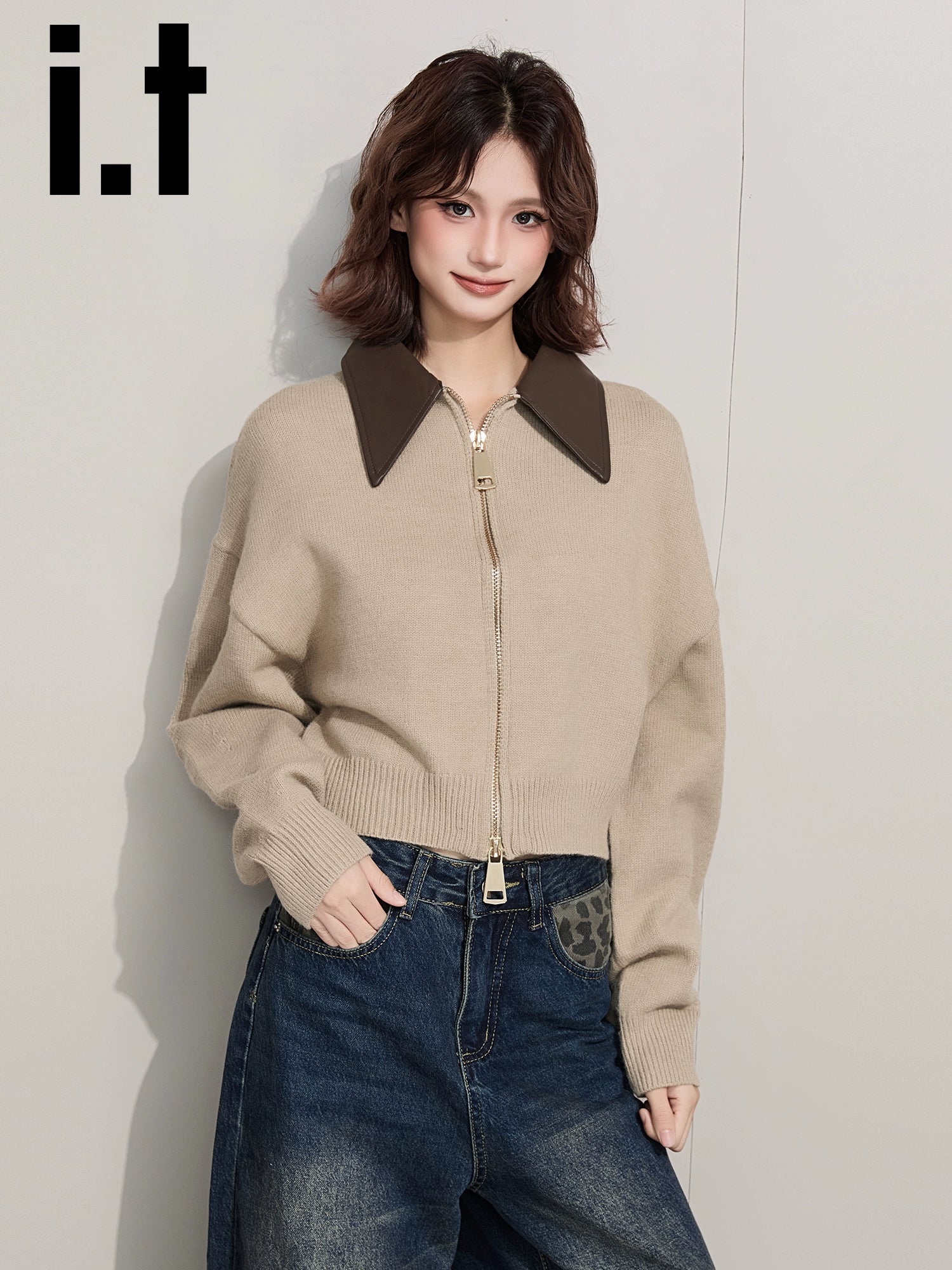 IT: CHOCOOLATE Vintage Contrast Splicing Lapel Short Knitted Cardigan