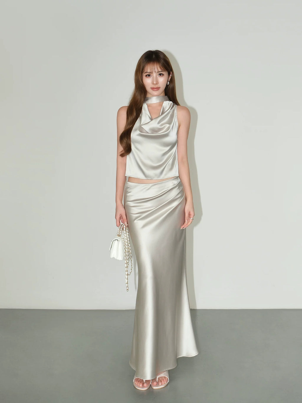 NEVA HU Satin Neck Vest Pinch Pleated Fishtail Skirt Set