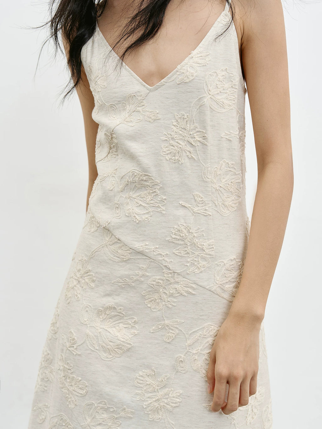 EIGHTHMONTH V-neck Suspender Dress