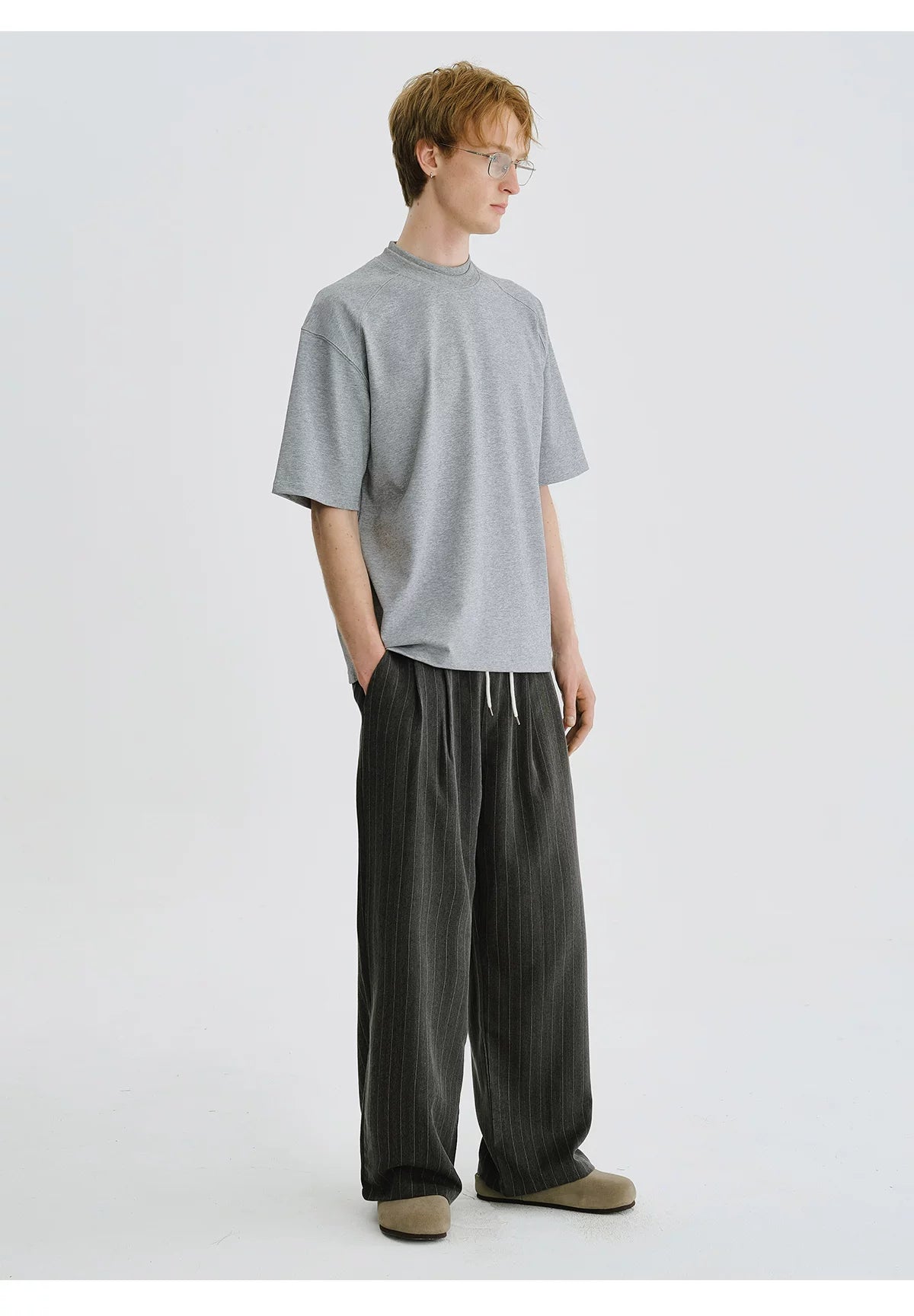 LIVINGTOWN Small Neckline Simple Casual Loose Tee