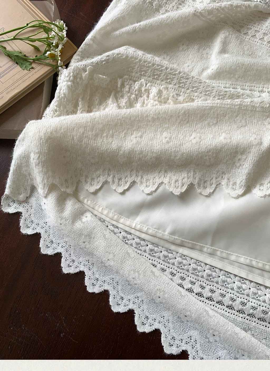 MUCHA Hollow Jacquard Skirt