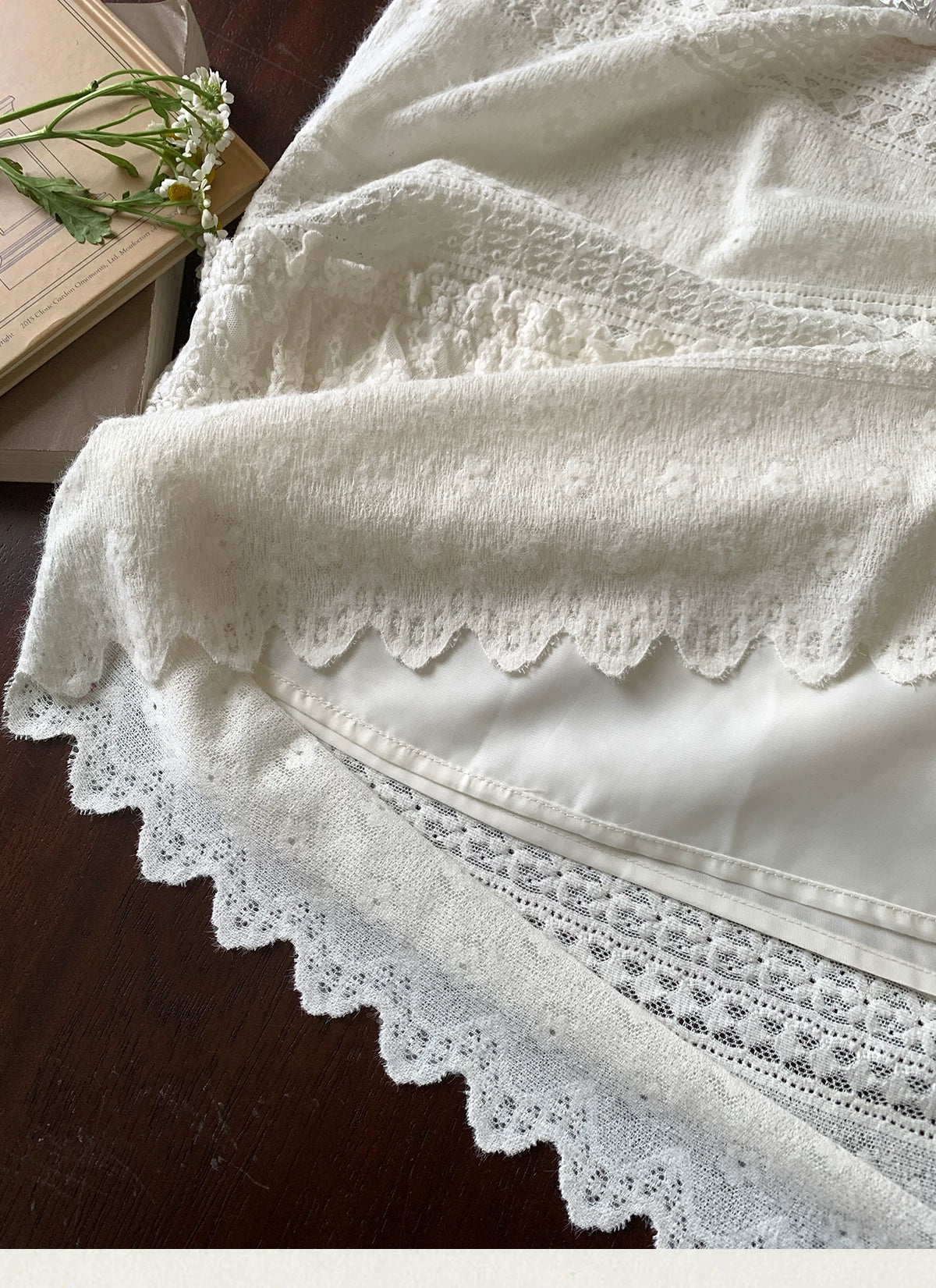 MUCHA Hollow Jacquard Skirt