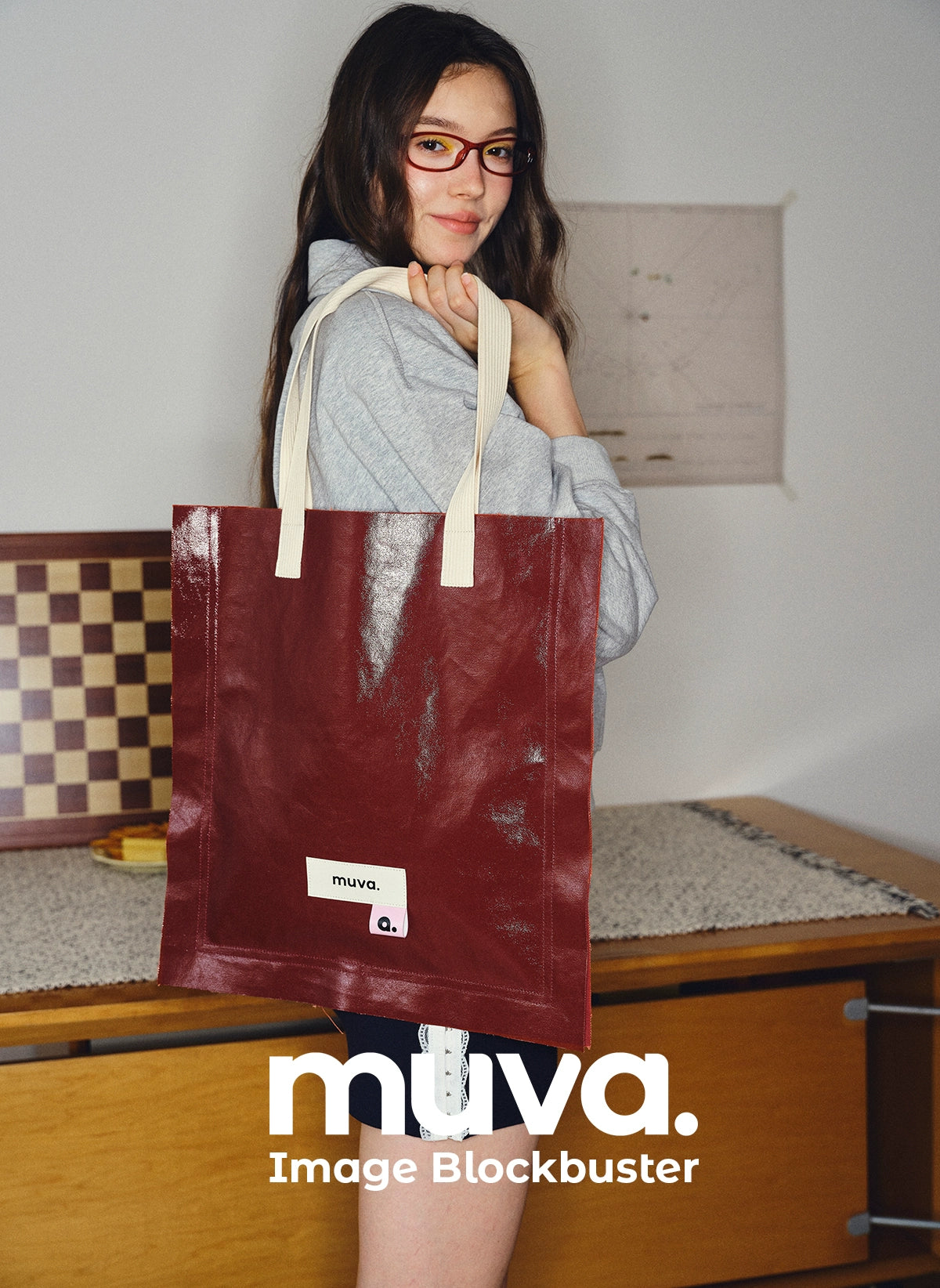 MUVA Flat Waterproof Canvas Shoulder Bag