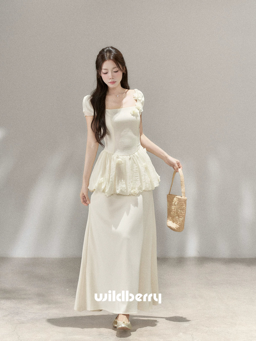 Wildberry Waist-cinching Elegant Long Dress