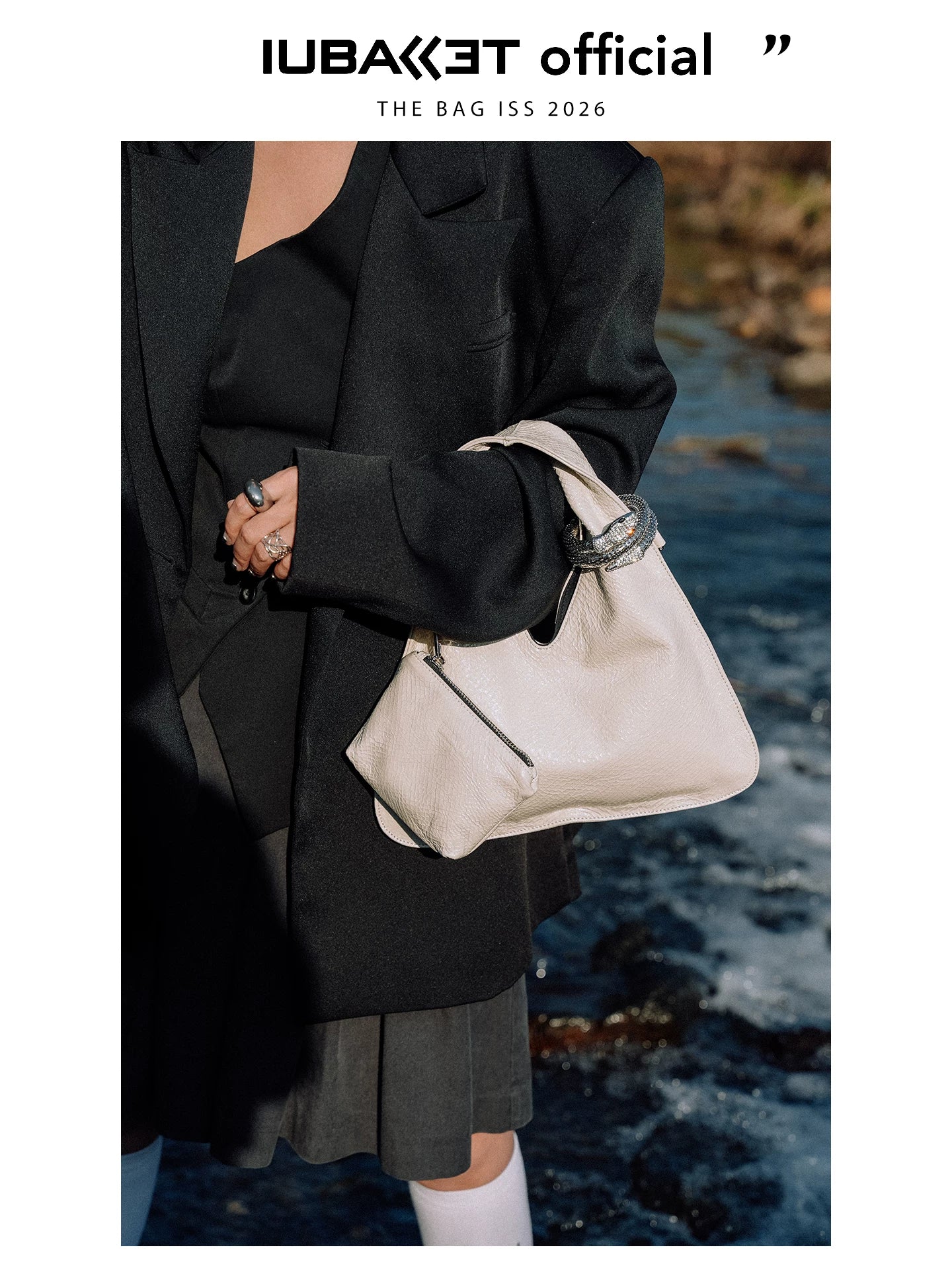 IUBALLET First-layer Cowhide Messenger Bag